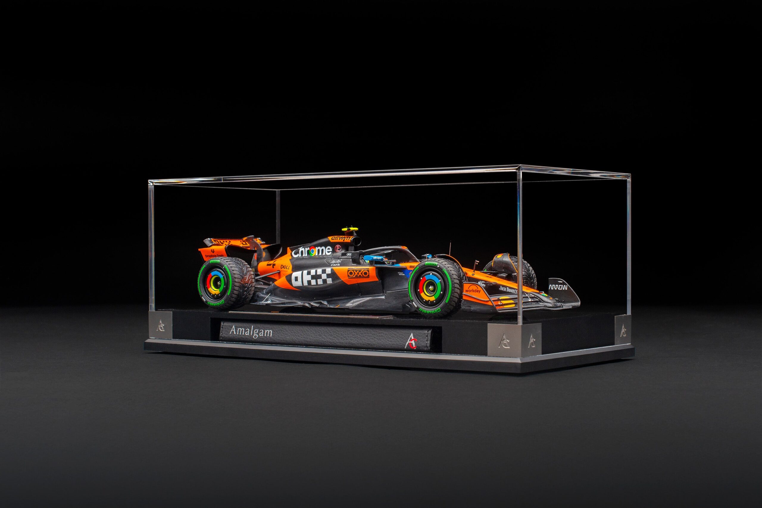 Amalgam McLaren MCL39 Australian Grand Prix Lando Norris Race Weathered - Papaya / Anthrazit | 1:18 - Image 16