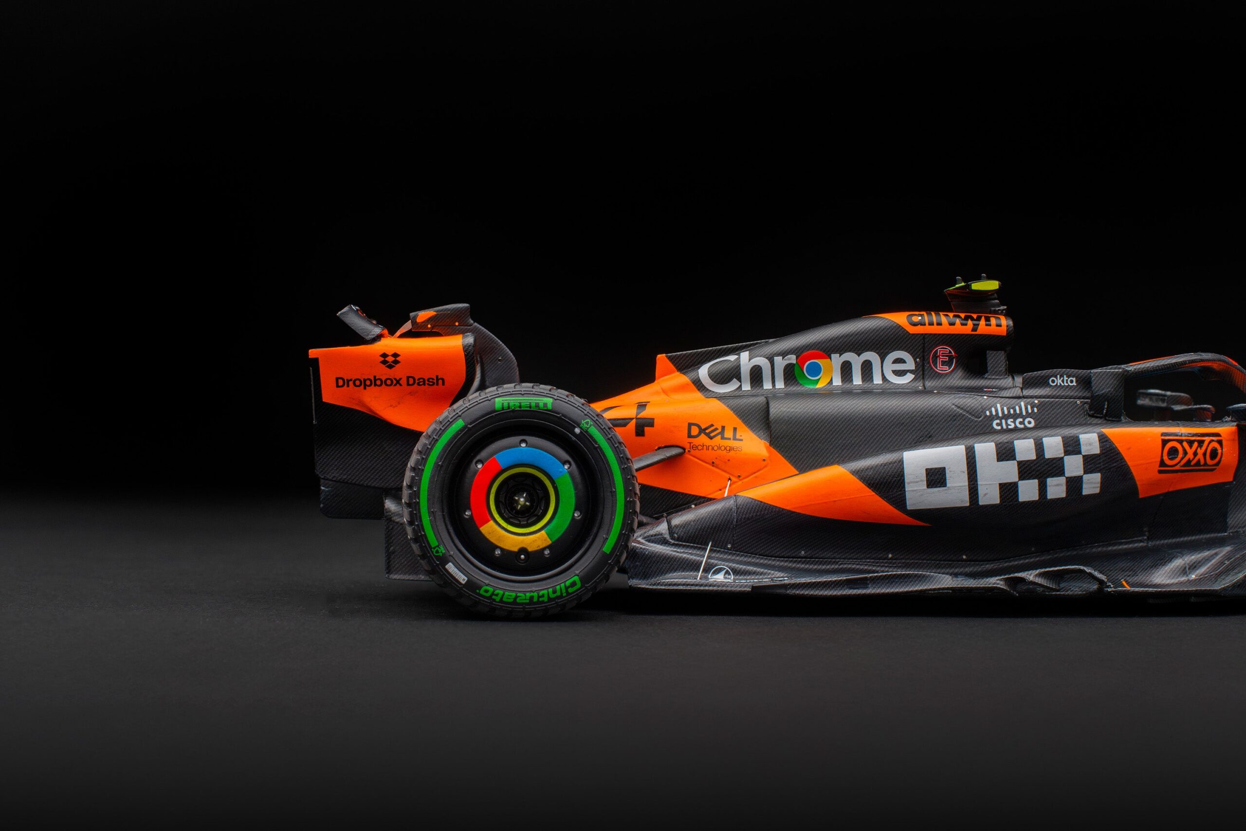 Amalgam McLaren MCL39 Australian Grand Prix Lando Norris Race Weathered - Papaya / Anthrazit | 1:18 - Image 6