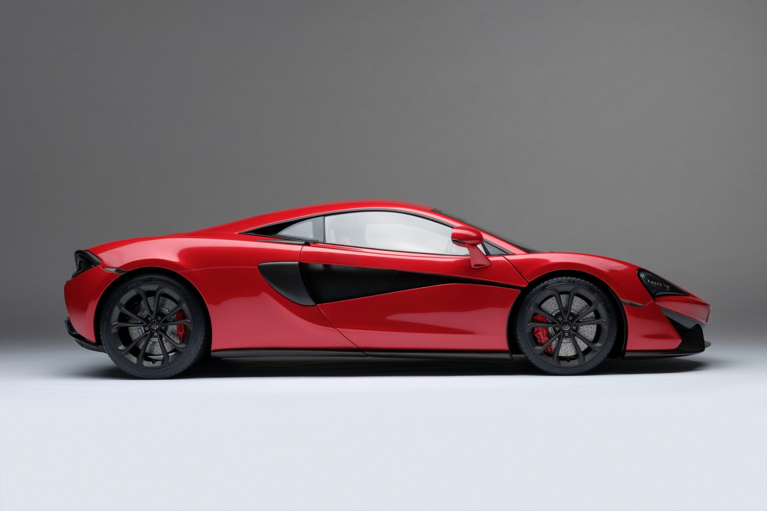Amalgam McLaren 540C (2015) - Weiß | 1:8 - Image 7