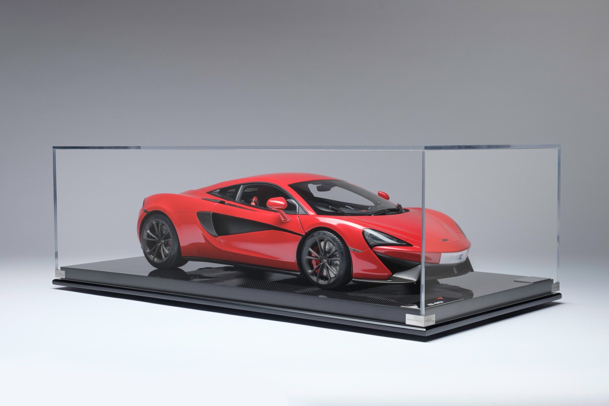 Amalgam McLaren 540C (2015) - Weiß | 1:8 - Image 11