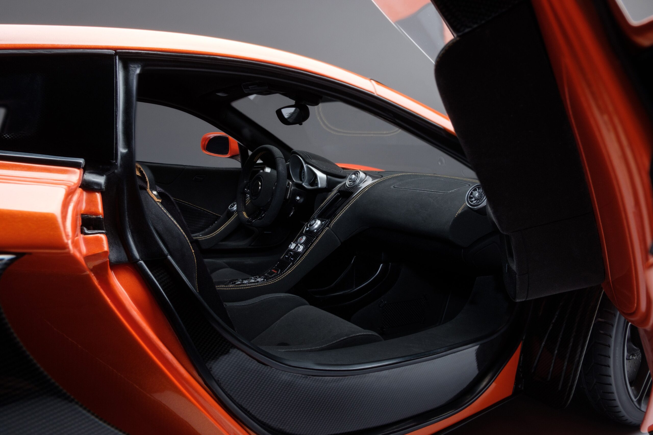 Amalgam McLaren 650S (2014) - Orange | 1:8 - Image 13