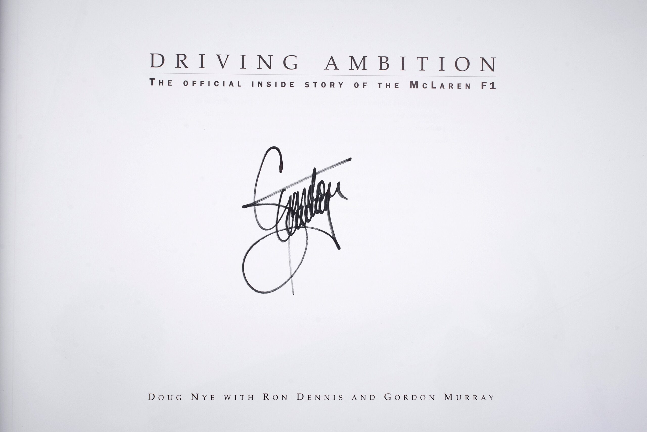 Amalgam McLaren F1 LM (1995) + Gordon Murray signed Copy of "Driving Ambition" - Orange | 1:8 - Immagine 14
