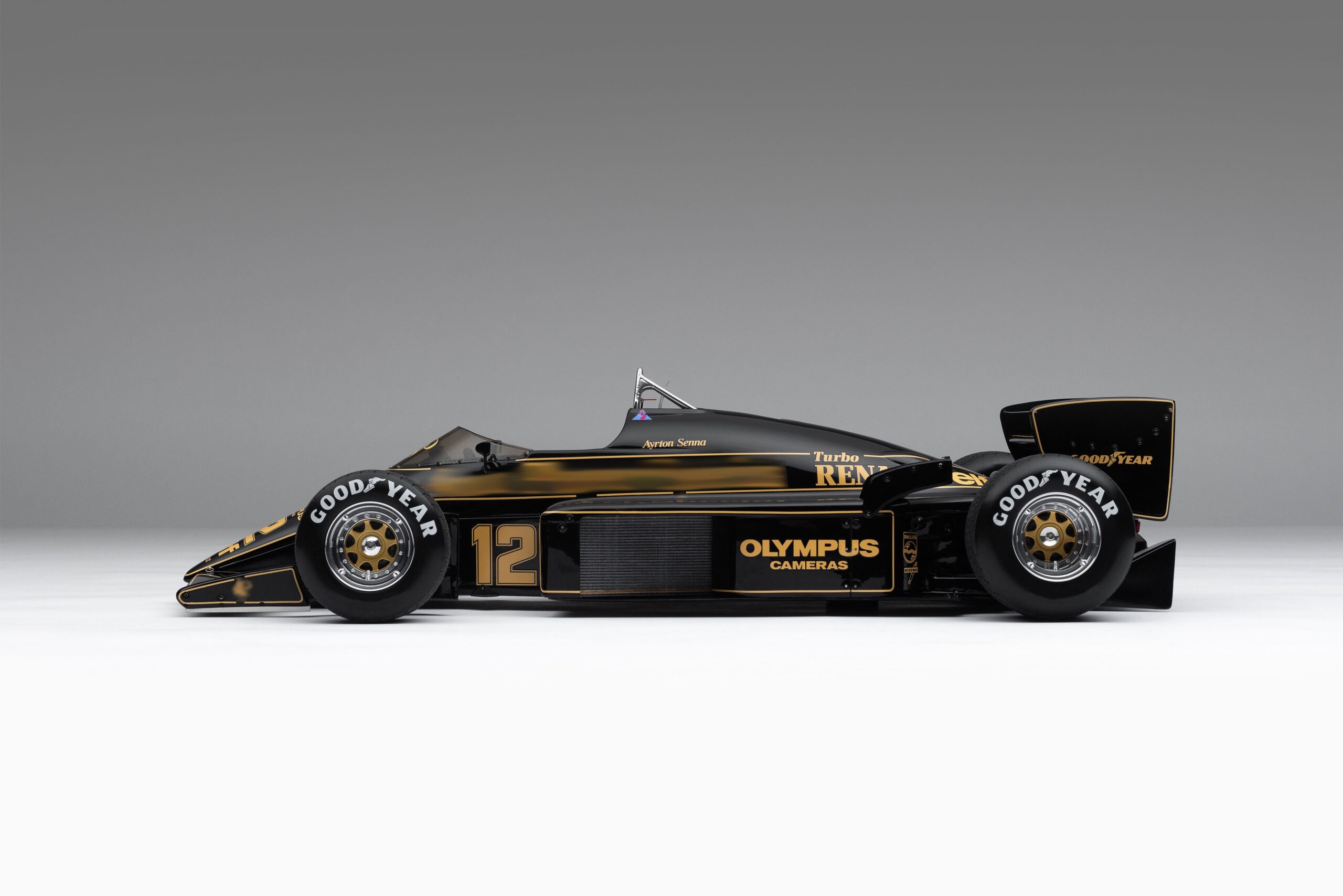 Amalgam Lotus 97T 1985 Portuguese Grand Prix Winner Ayrton Senna - Schwarz | 1:8 - Image 5