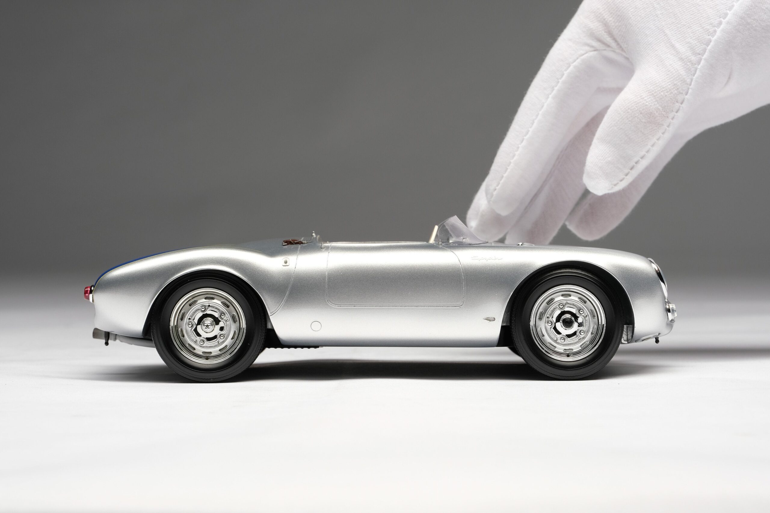 Amalgam Porsche 550 RS Spyder - Silber | 1:18 - Imagen 3