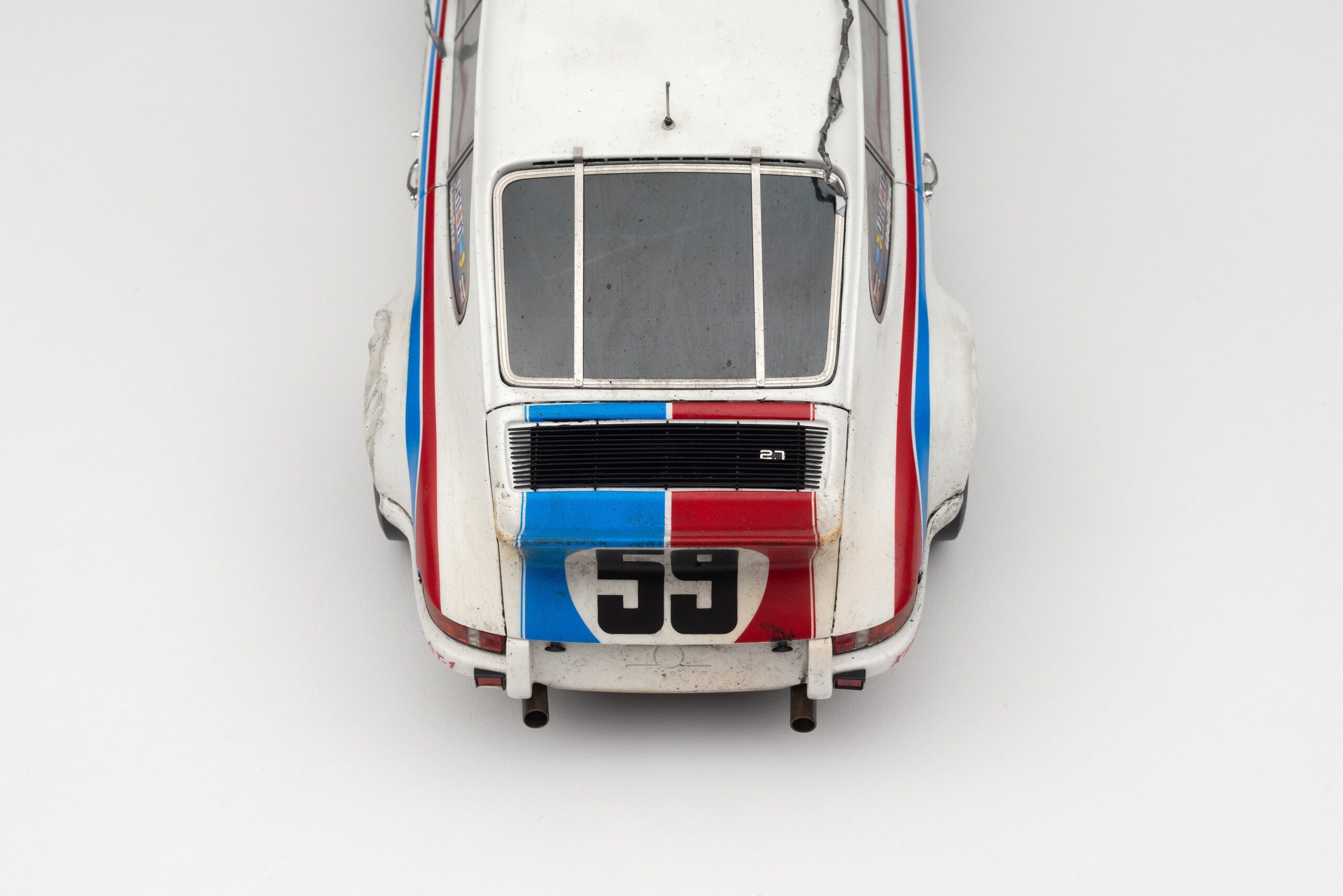 Amalgam Porsche 911 RSR 2.8 1973 Daytona Brumos Livery Race Weathered - Weiß | 1:18 - Image 10