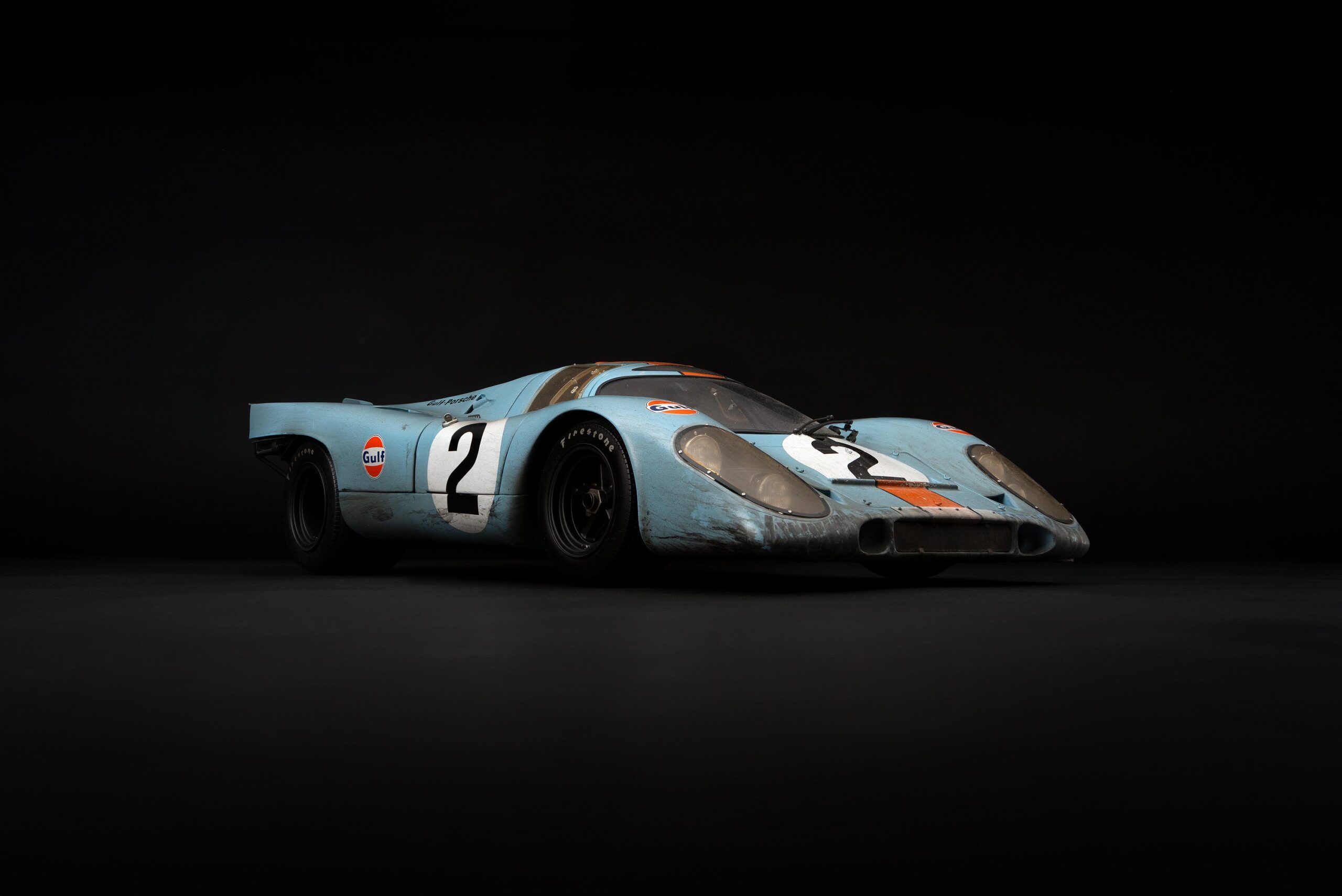 Amalgam Porsche 917K 1971 Daytona Winner Gulf Livery Race Weathered - Hellblau/Orange | 1:8 - Image 17