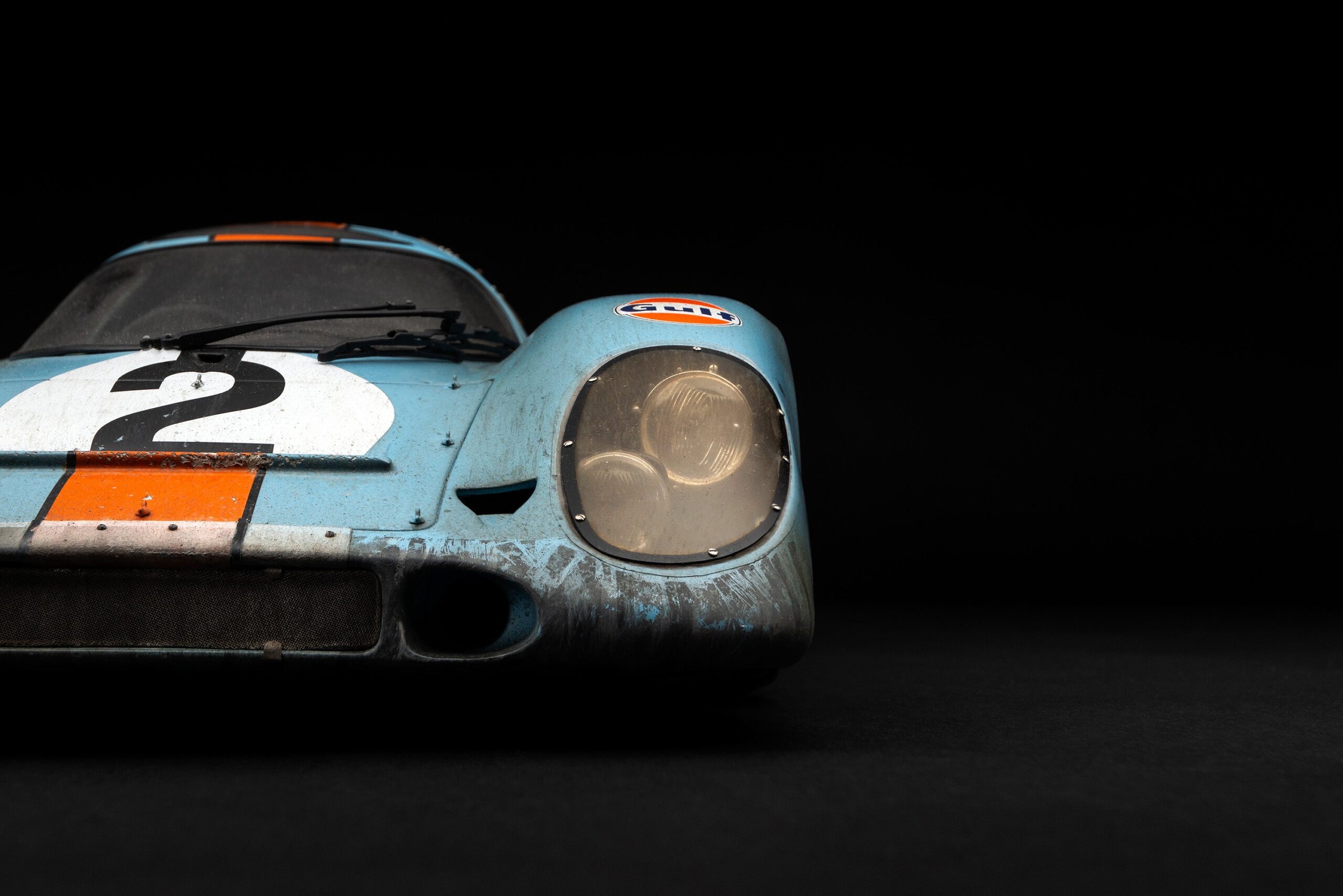Amalgam Porsche 917K 1971 Daytona Winner Gulf Livery Race Weathered - Hellblau/Orange | 1:8 - Image 20