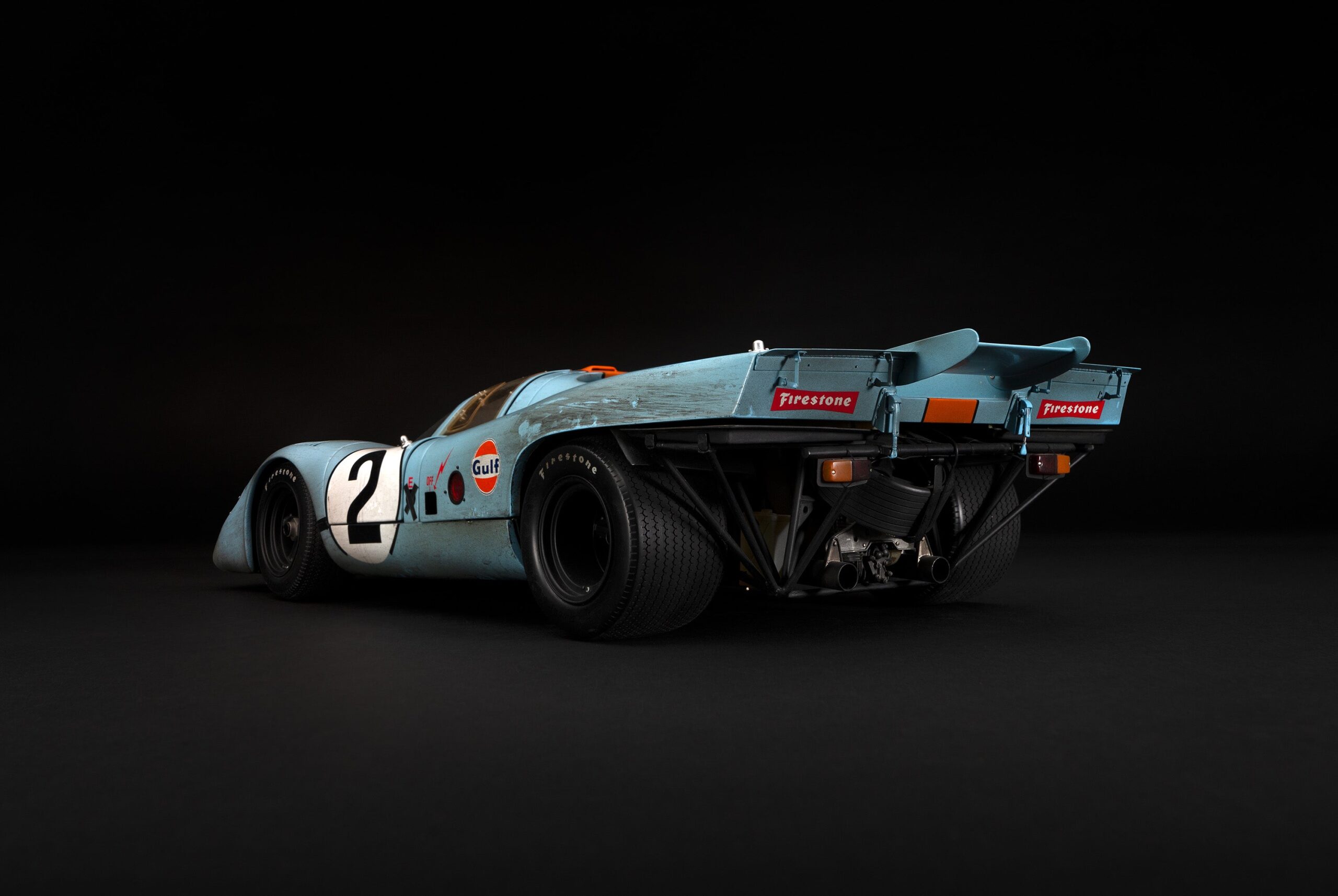 Amalgam Porsche 917K 1971 Daytona Winner Gulf Livery Race Weathered - Hellblau/Orange | 1:8 - Image 6