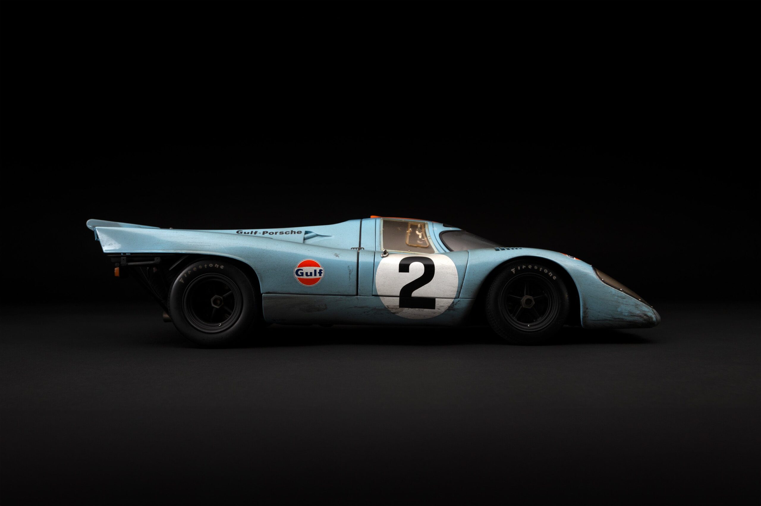 Amalgam Porsche 917K 1971 Daytona Winner Gulf Livery Race Weathered - Hellblau/Orange | 1:8 - Image 8