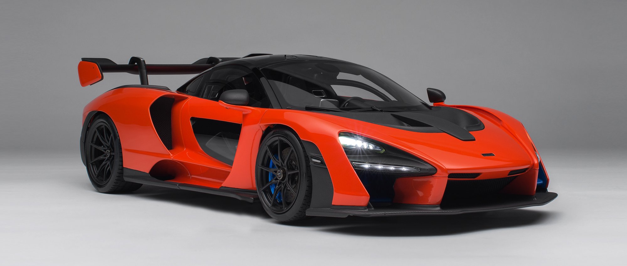 Amalgam McLaren Senna (2018) mit Beleuchtung und elektrischen Türen | 1:8 - Image 2