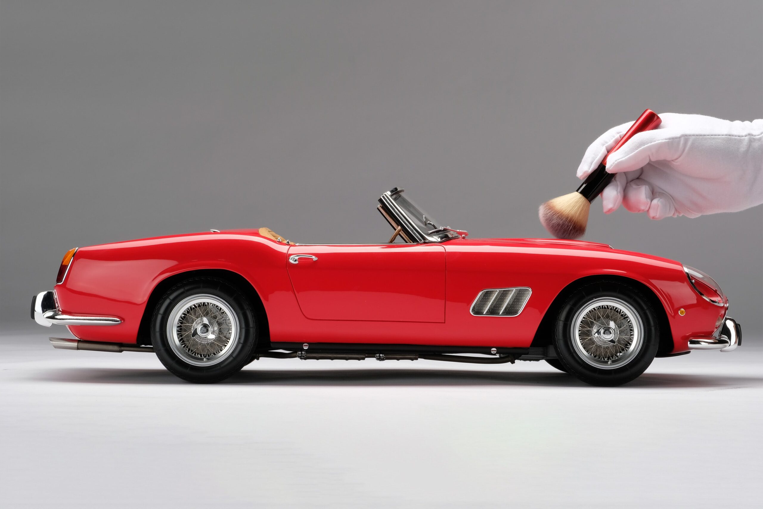 Amalgam Ferrari 250 GT California Spyder SWB (1960) - Rot | 1:8 - 画像3