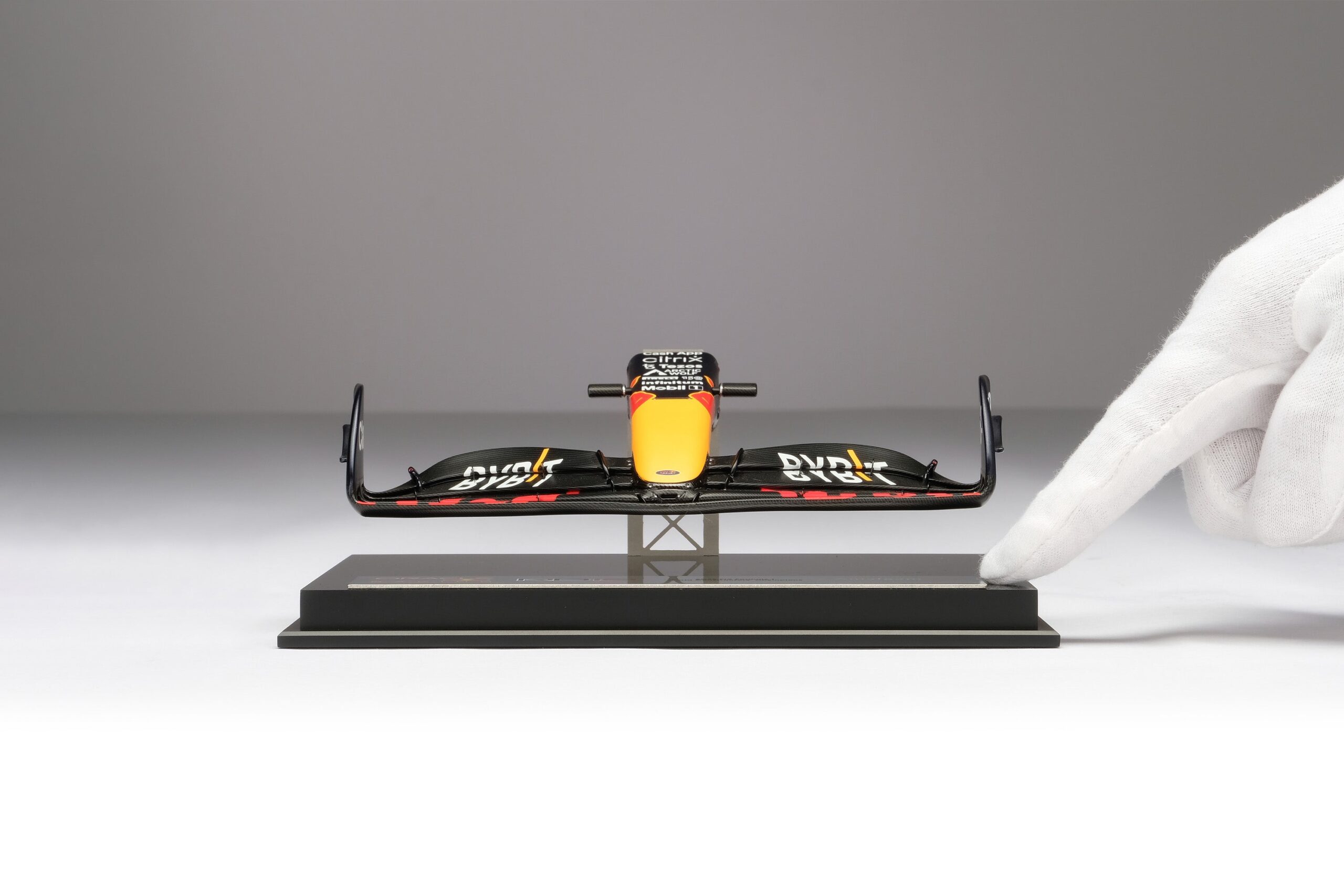 Amalgam Red Bull Racing RB18 Nosecone 2022 | 1:12 - Image 4