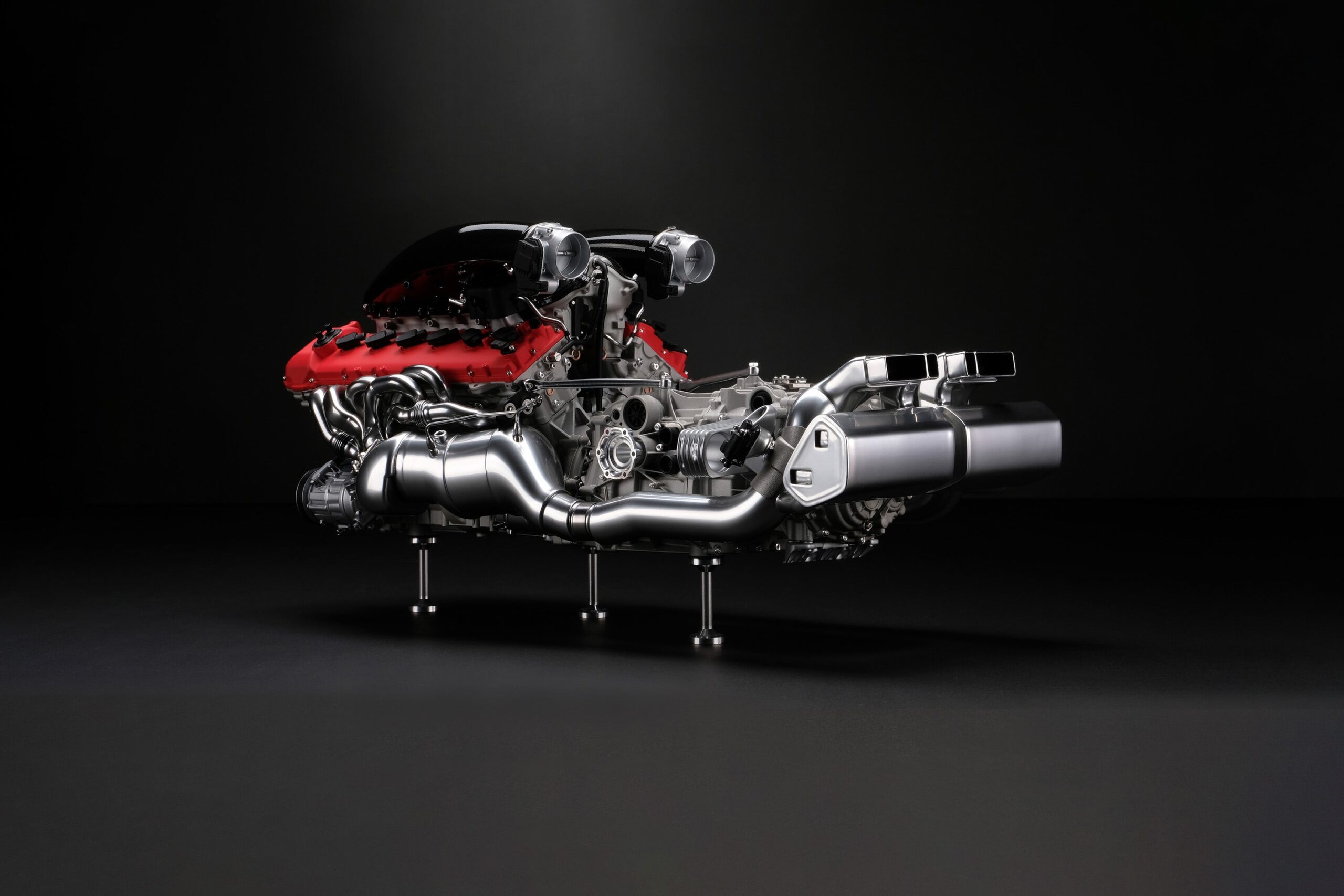 Amalgam Ferrari Daytona SP3 V12 F140HC Motor und Getriebe | 1:4 - 画像2