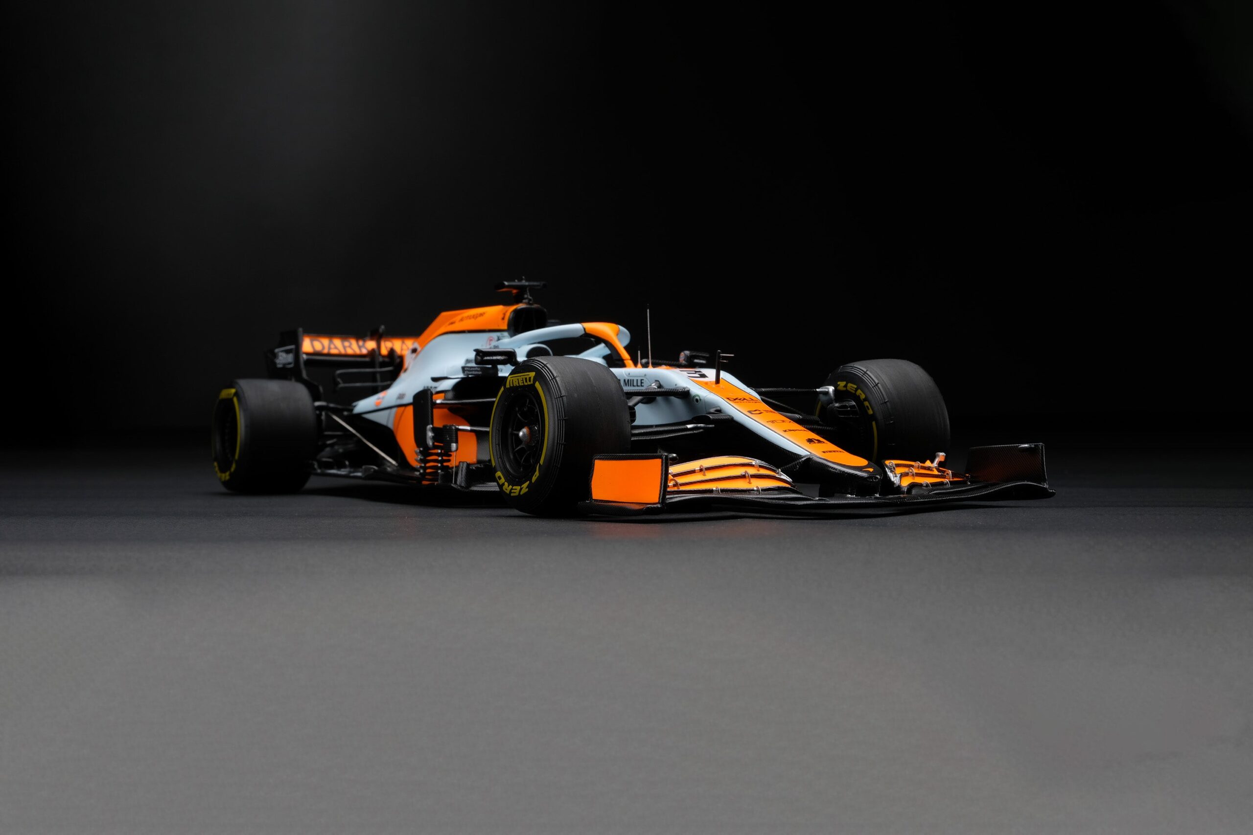 Amalgam McLaren MCL35M 2021 Monaco Grand Prix - Hellblau/Orange | 1:18 - Image 42