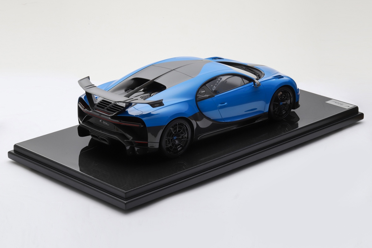 MR Collection Bugatti Chiron Pur Sport - Agile Blue | 1:8 - 画像2