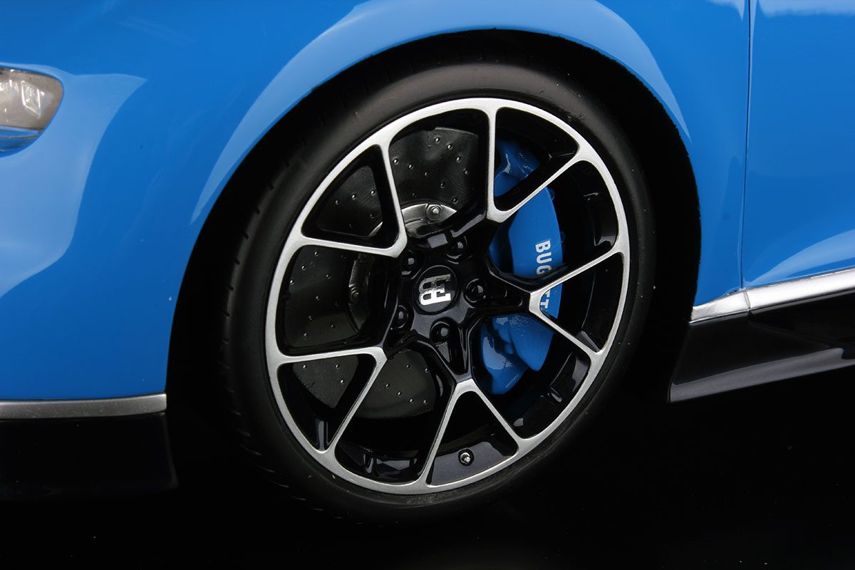 MR Collection Bugatti Chiron | 1:8 - Image 3