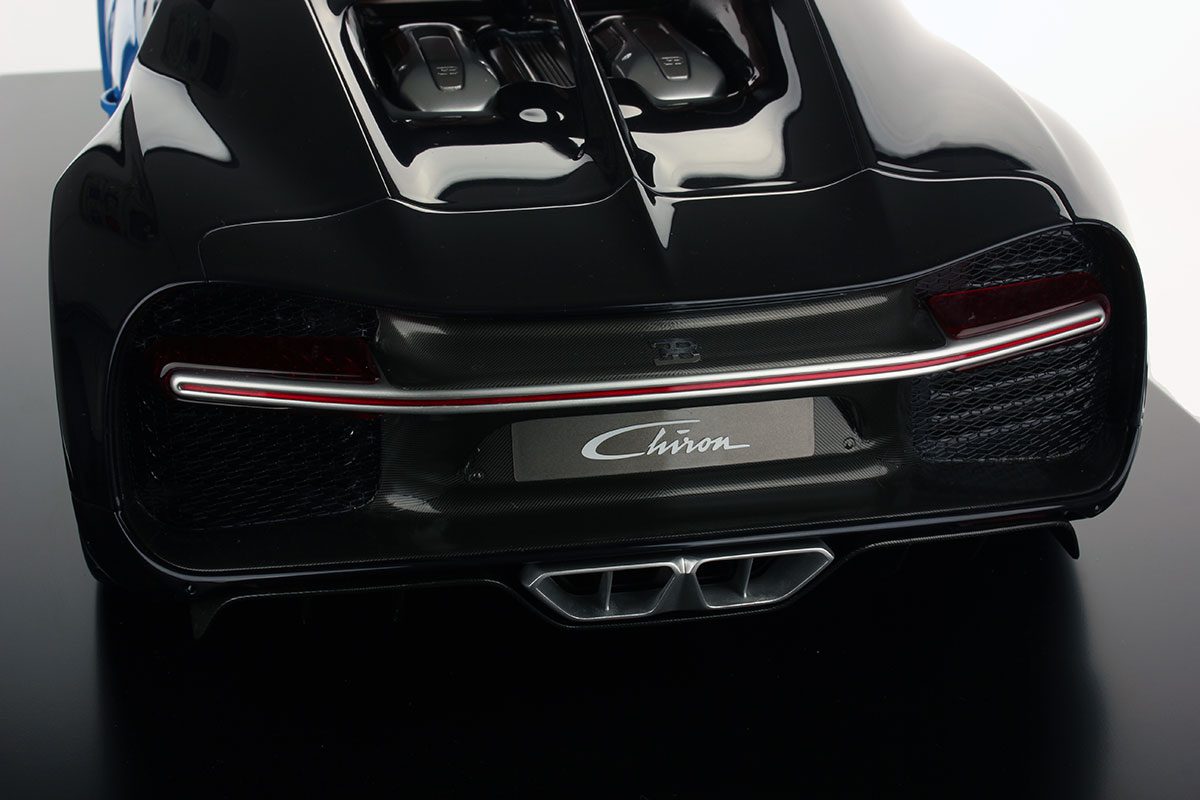 MR Collection Bugatti Chiron | 1:8 - Image 7