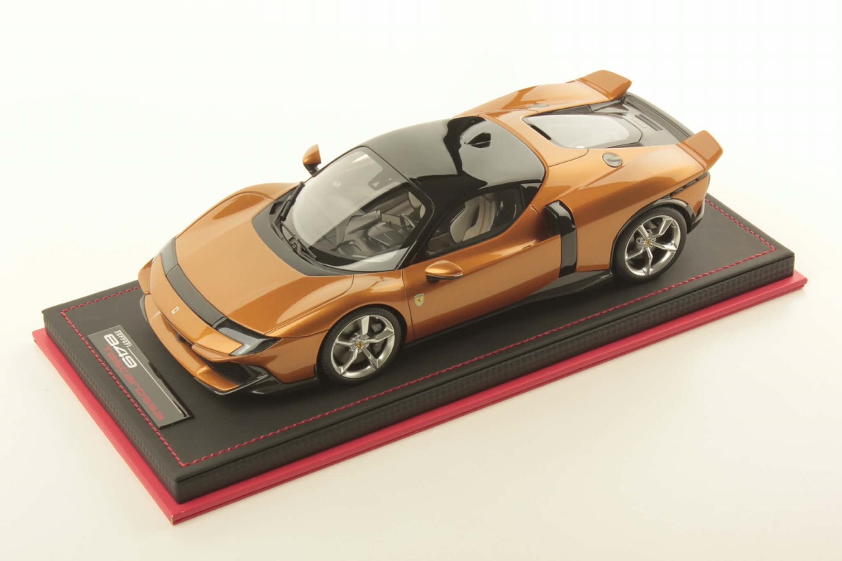 MRコレクション フェラーリ 849 テスタロッサ - アンバーイエロー | 1:18