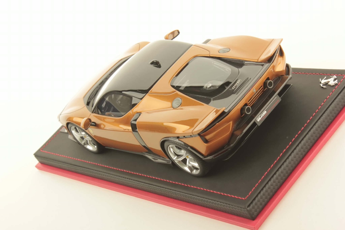 MR Collection Ferrari 849 Testarossa - Amber Yellow | 1:18 - 画像4