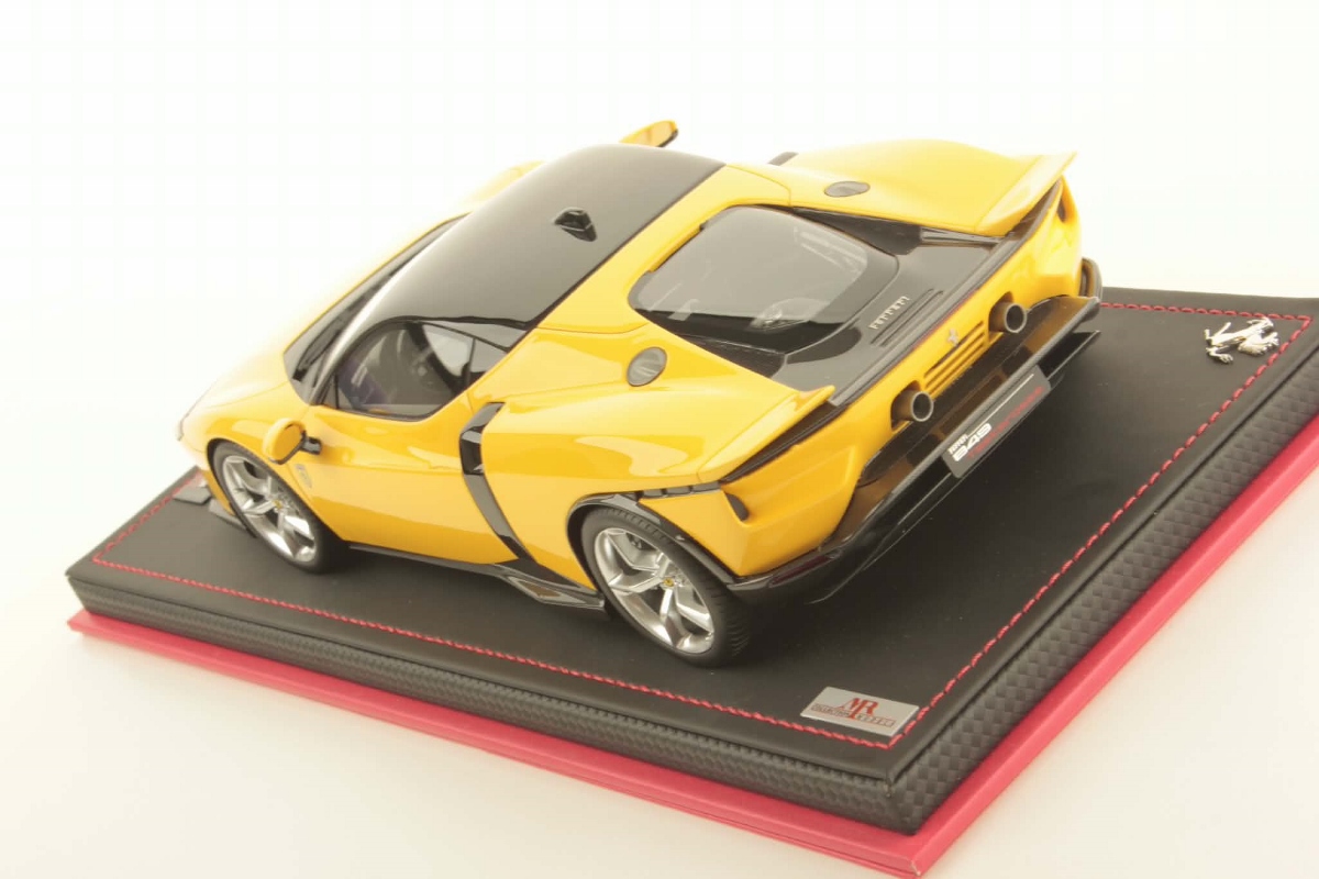 MR Collection Ferrari 849 Testarossa - Modena Yellow | 1:18 - 画像4