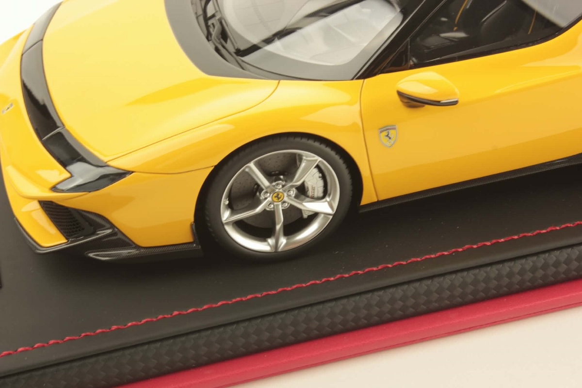 MR Collection Ferrari 849 Testarossa - Modena Yellow | 1:18 - 画像6