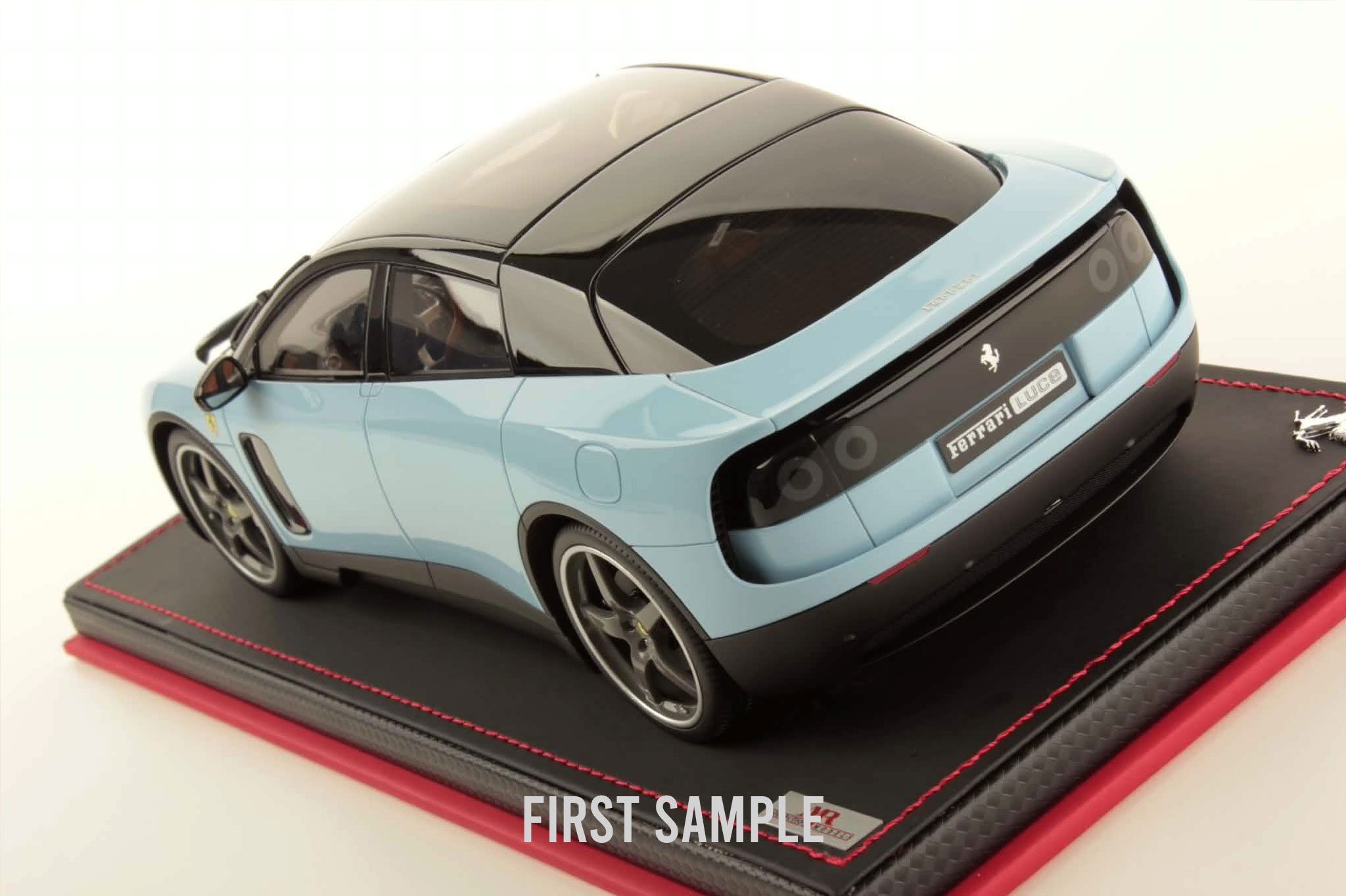 MR Collection Ferrari Luce - Light Blue | 1:18 - Image 4