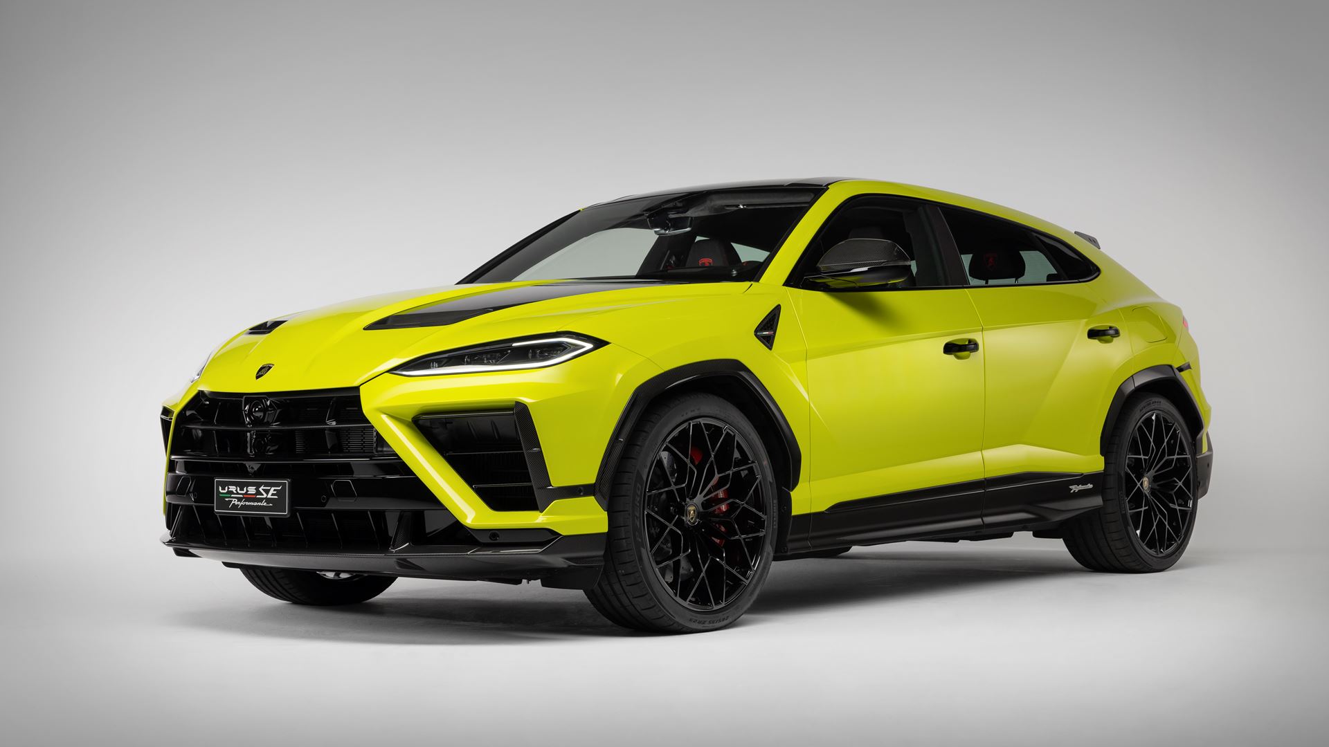 MR Collection Lamborghini Urus SE Performante - Amarillo Crius | 1:18