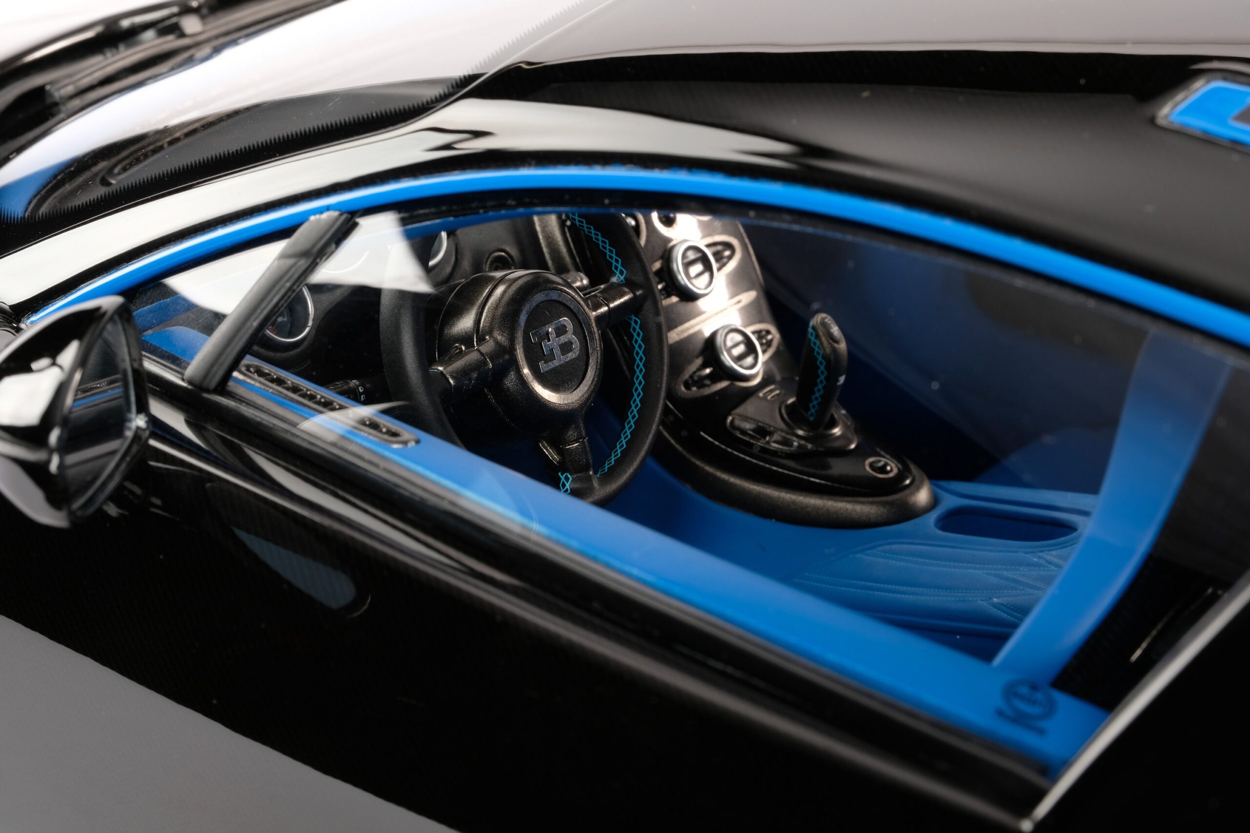 Amalgam Bugatti Veyron Tailor Made | 1:8 - 画像56