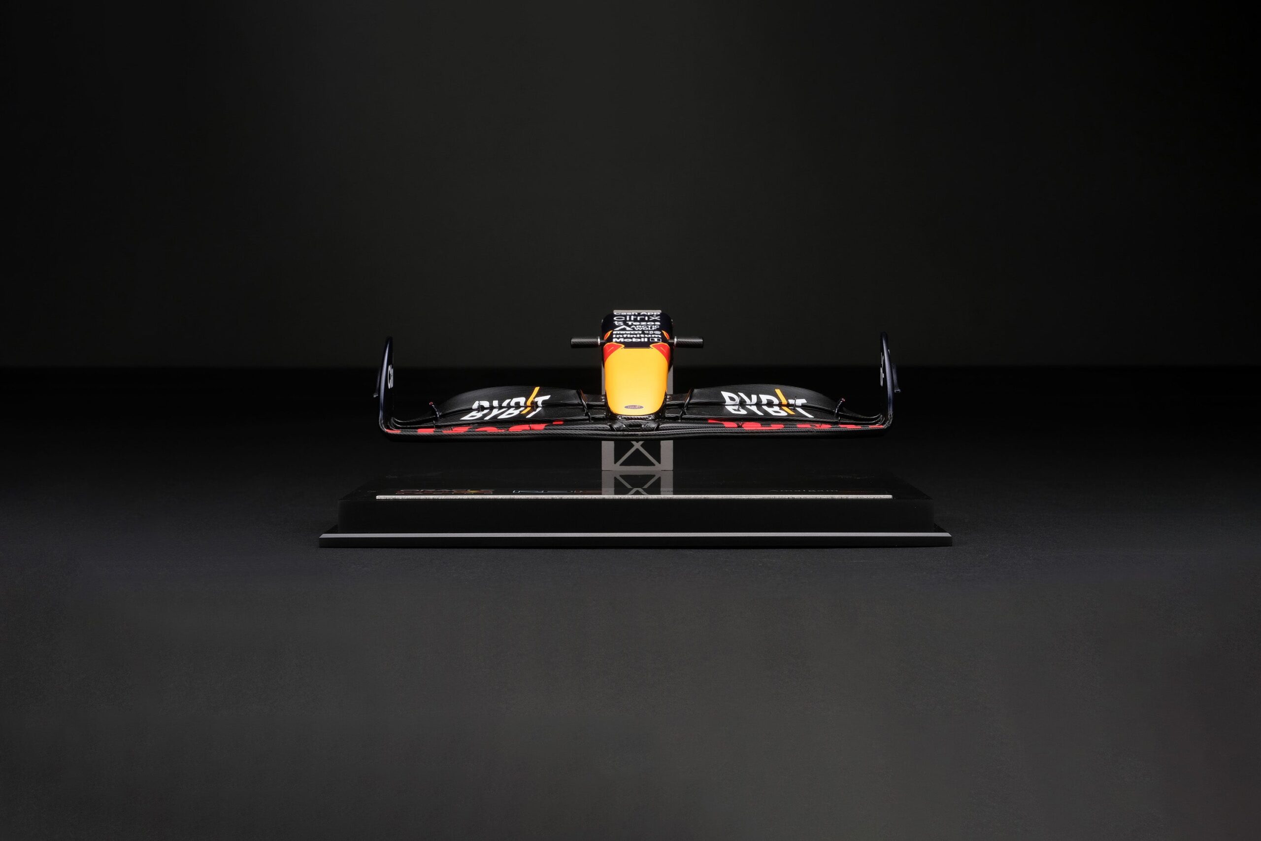Amalgam Red Bull Racing RB18 Nosecone 2022 | 1:12 - Image 2
