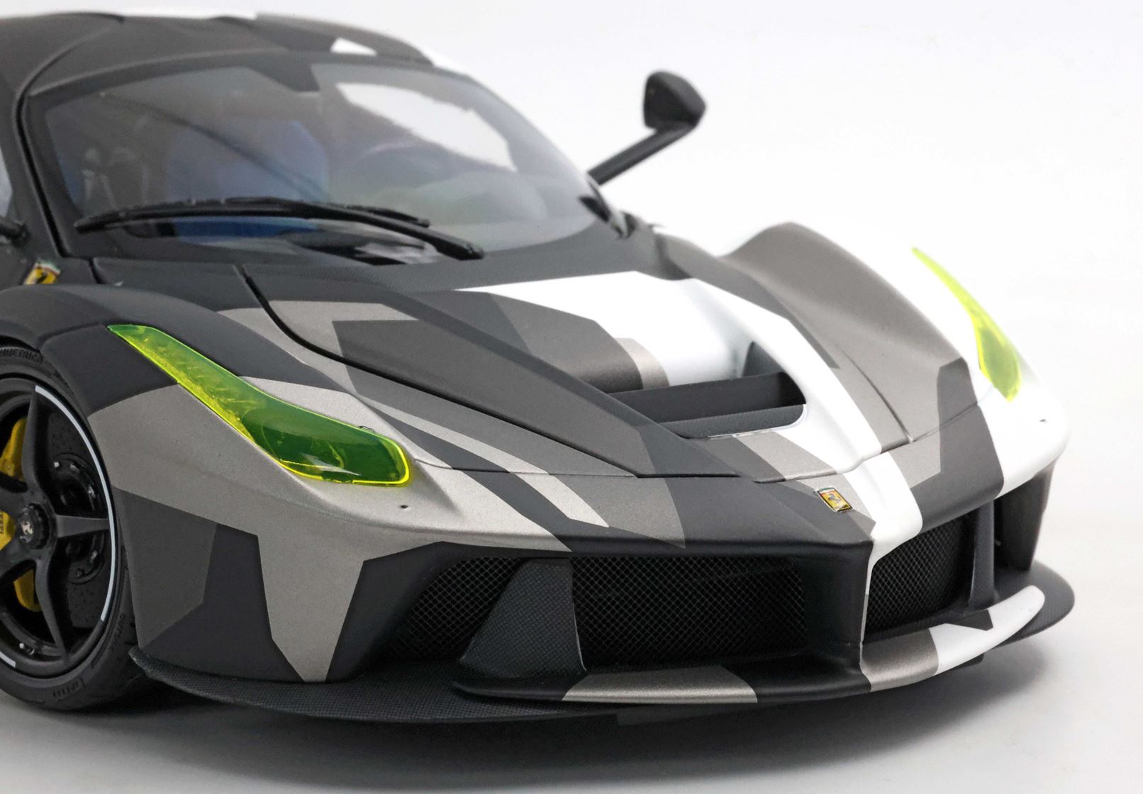 BBR Ferrari LaFerrari 2012 - Camouflage | 1:18 – Bild 7