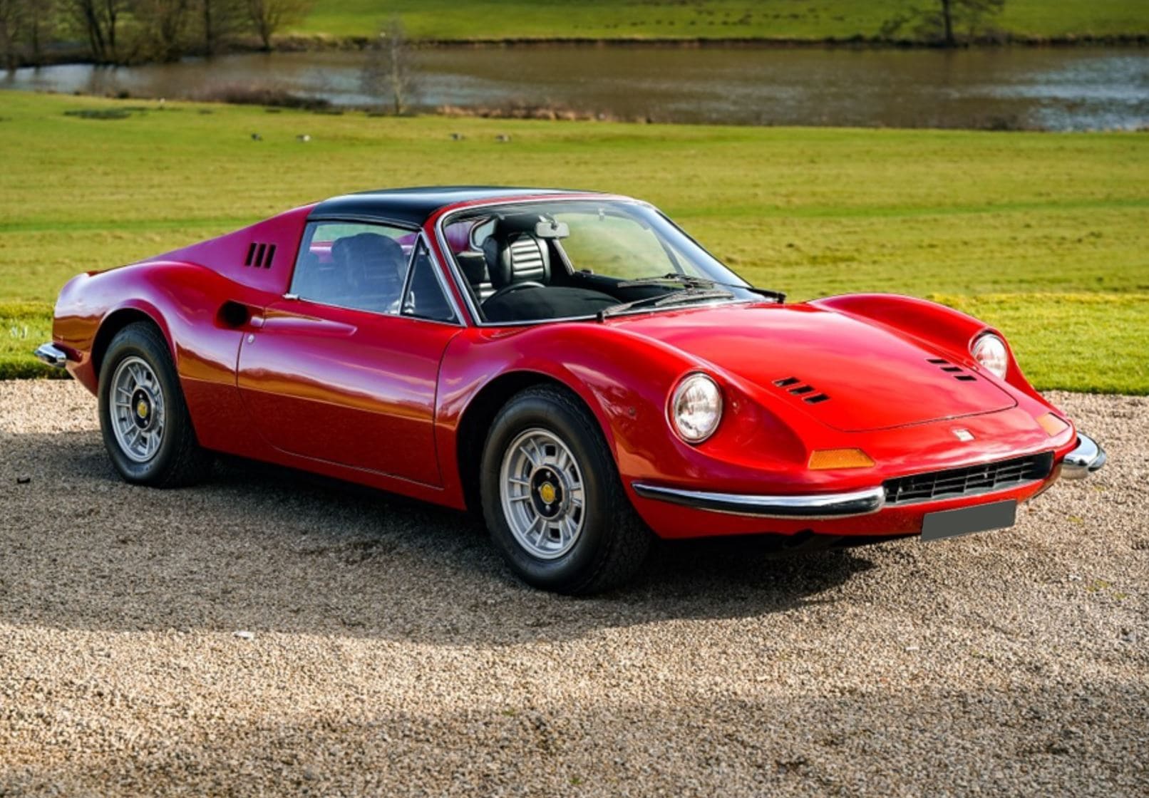 BBR Ferrari Dino 246 GTS 1972 - Rosso Corsa 322 / Black | 1:18