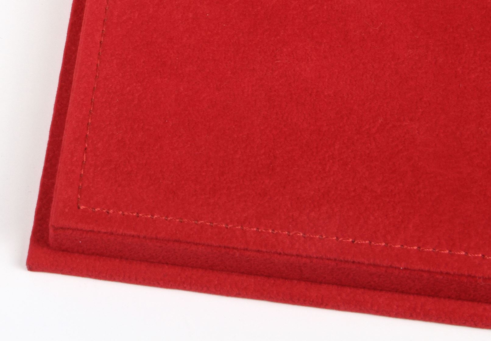 BBR Vetrina Display Case Alcantara Base - Red | 1:18 – Bild 4