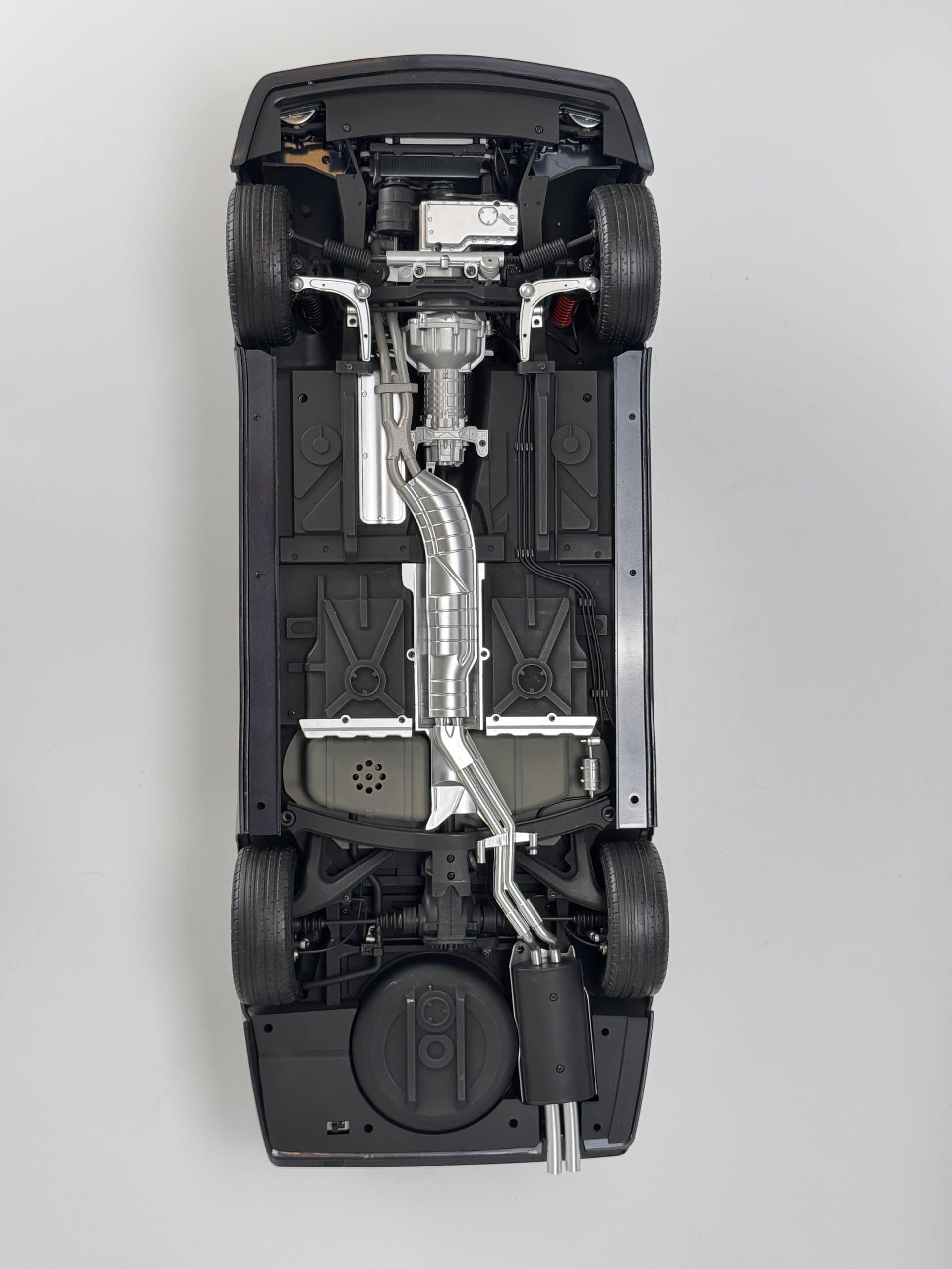 IXO Bausatz 1:8 des BMW M3 E30 in Macau Blau modelcars24 exklusive one of 300 - 1/8 - Image 11