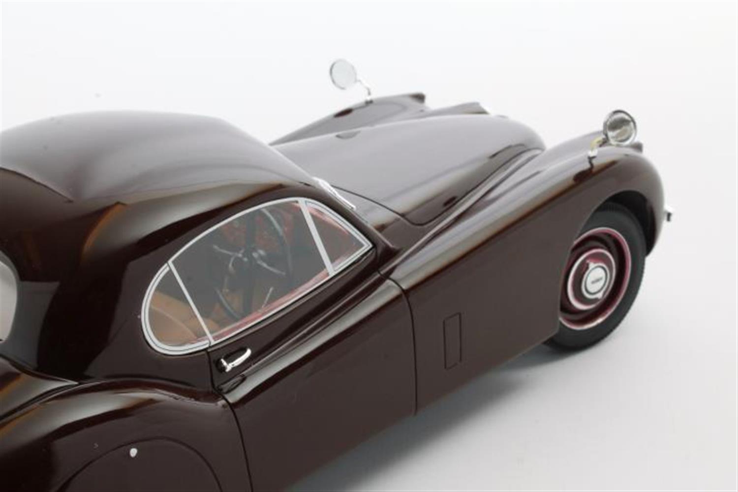 Cult Models Jaguar XK120 FHC 1:18 - Maroon – Bild 8