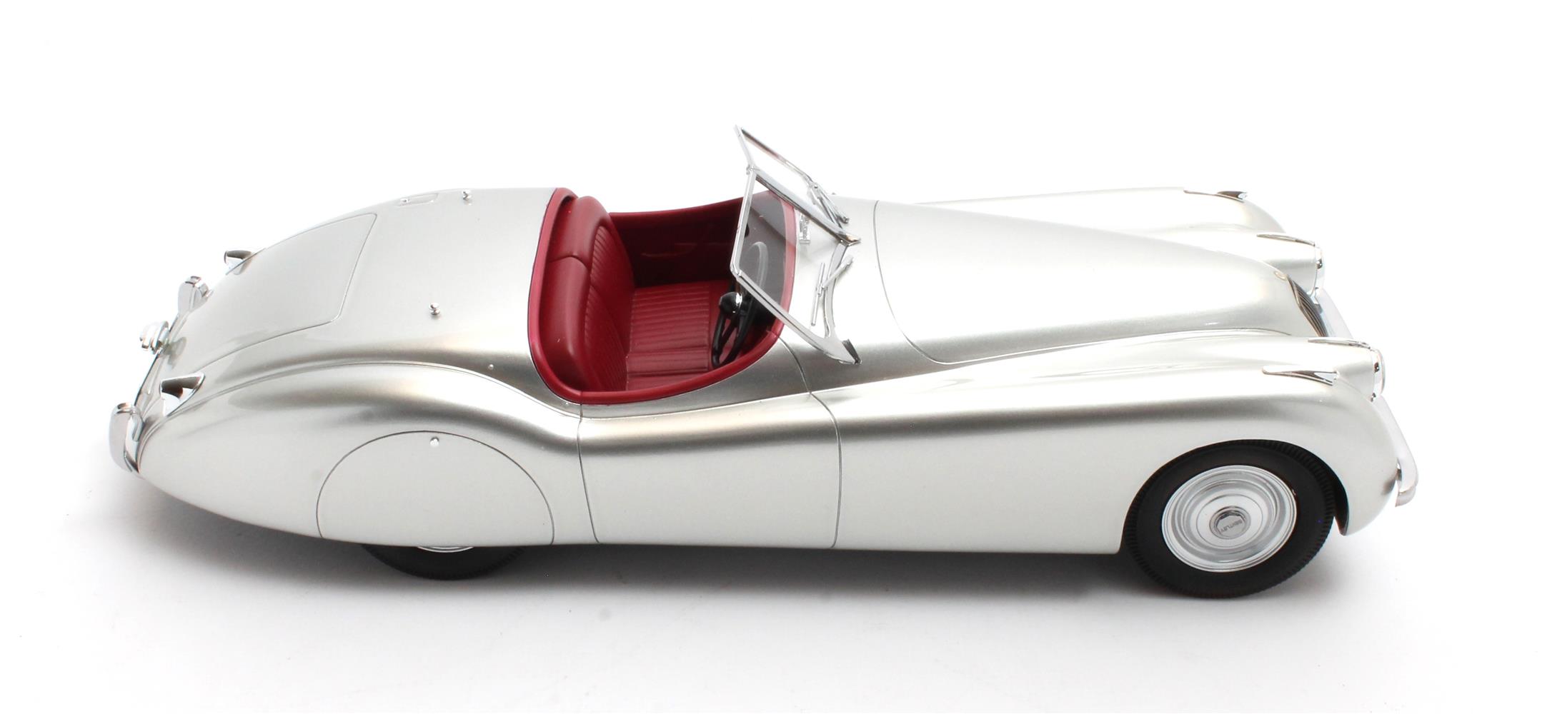 Cult Models Jaguar XK120 OTS 1:18 - Silver – Bild 3