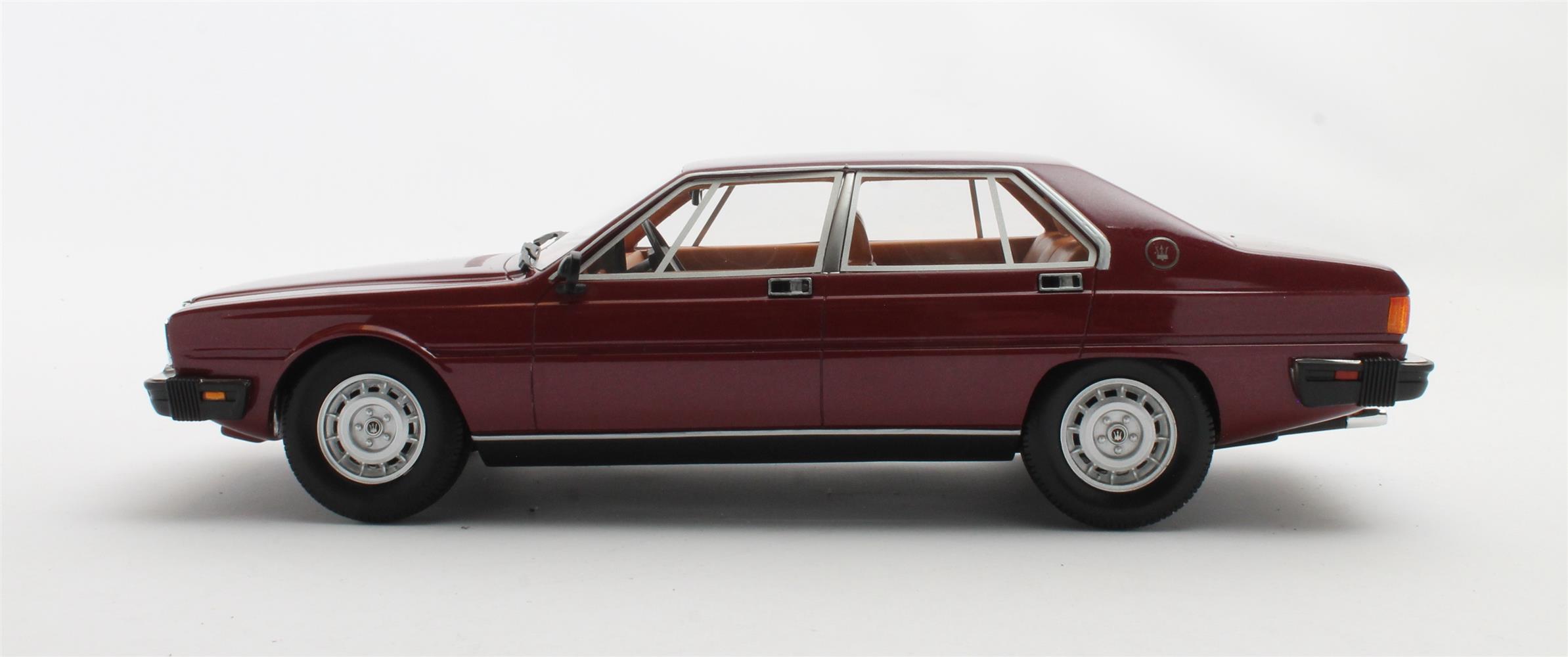 Cult Models Maserati Quattroporte III 1:18 - Red – Bild 7