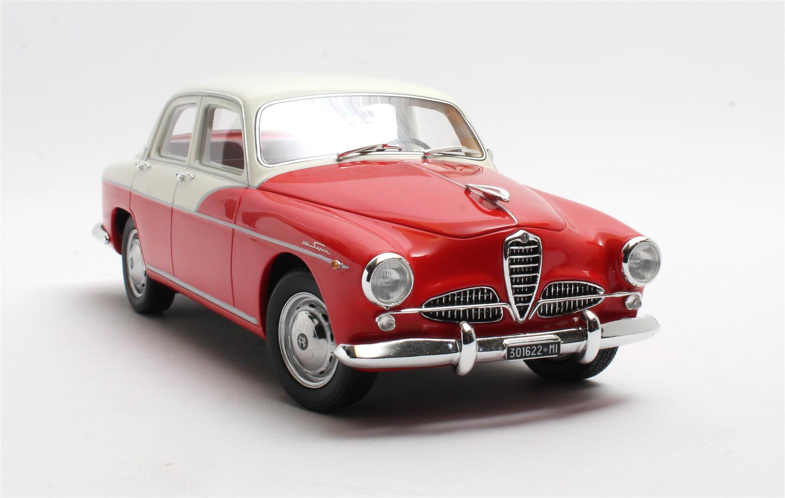 Cult Models Alfa Romeo 1900 Super Berlina 1:18 - Red/White – Bild 4