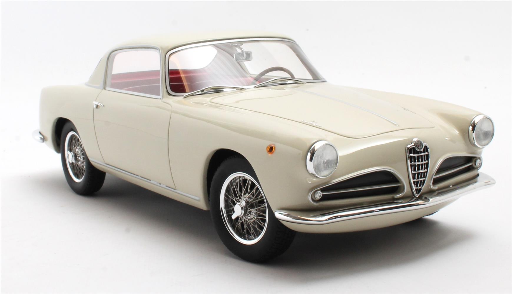 Cult Models Alfa Romeo 1900CSS Touring Coupé 1:18 - Beige – Bild 4