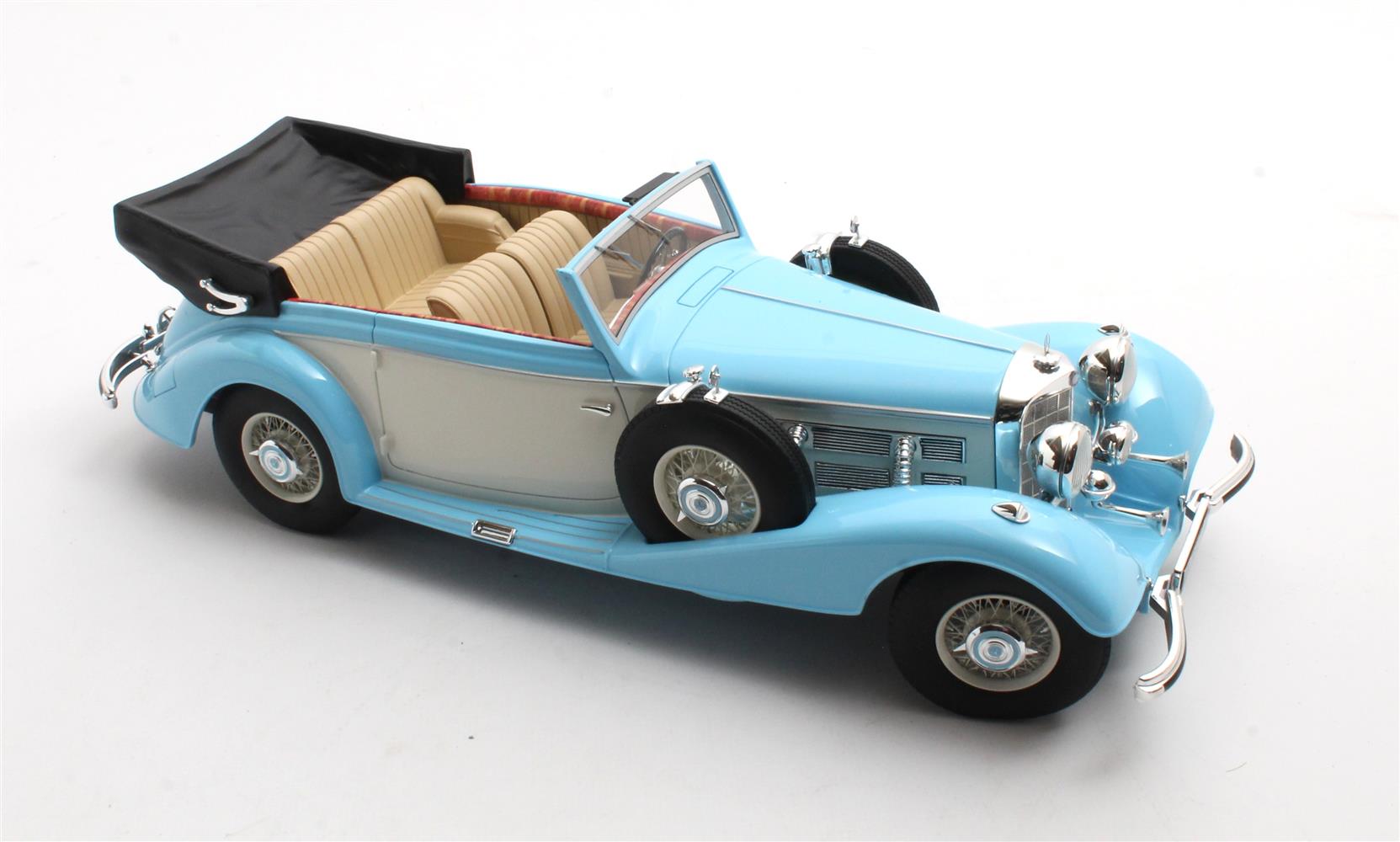 Cult Models Mercedes-Benz 540K Cabriolet B 1:18 - Blue/White – Bild 7