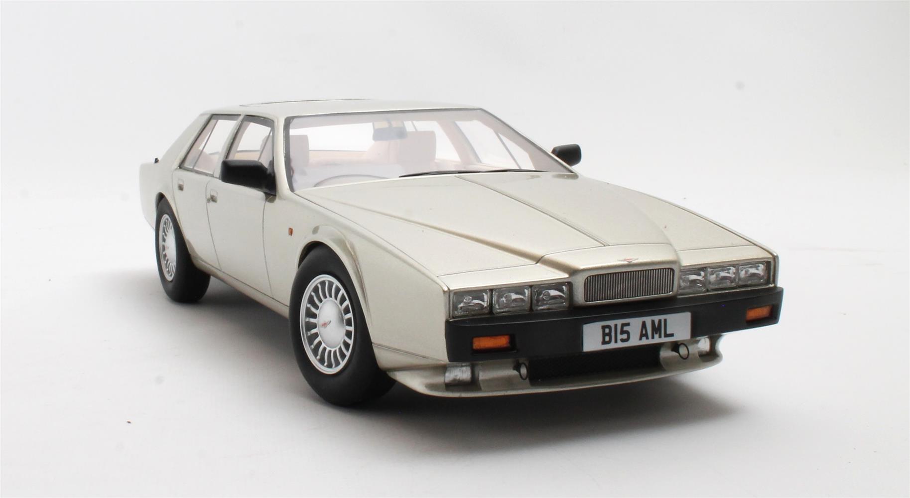 Cult Models Aston Martin Lagonda Serie IV 1:18 - Coniston Sand – Bild 4