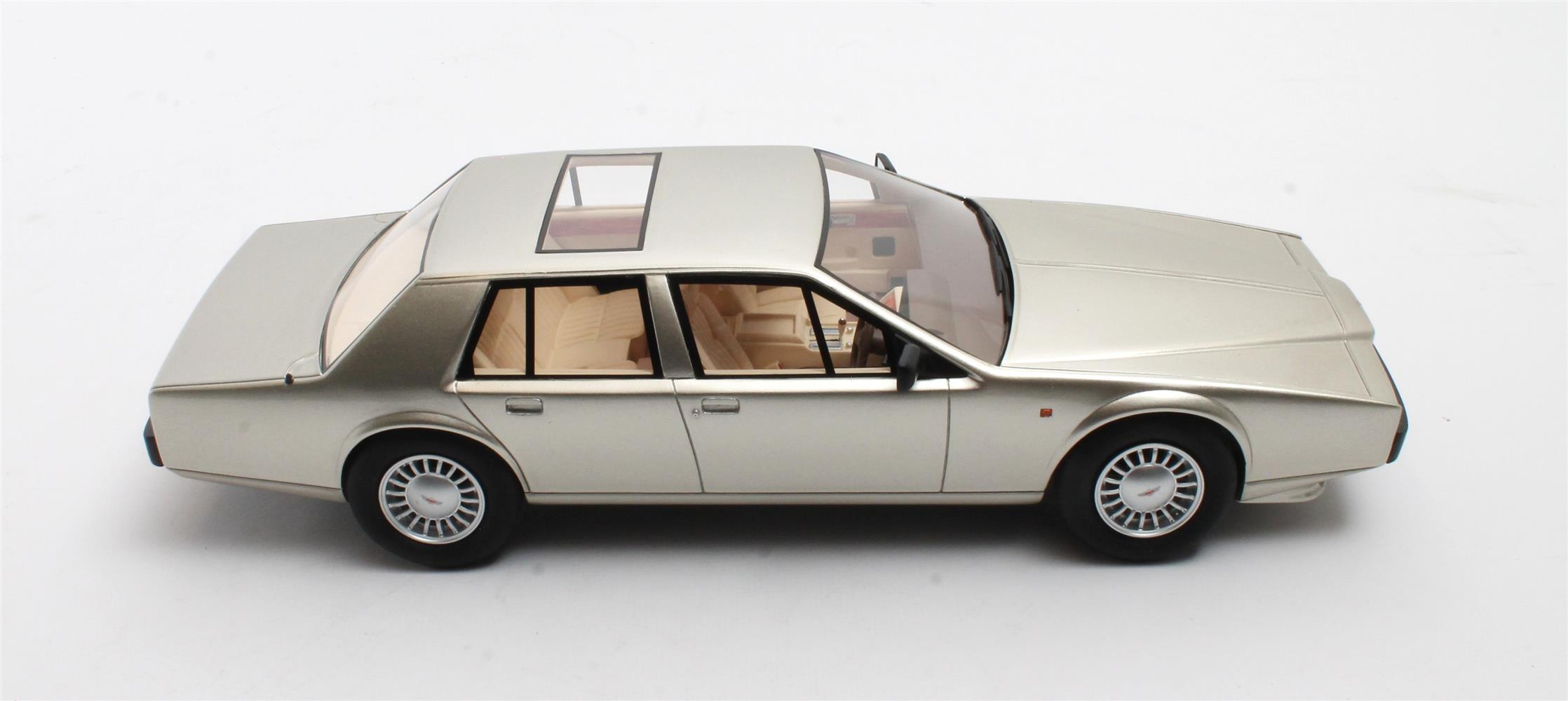 Cult Models Aston Martin Lagonda Serie IV 1:18 - Coniston Sand – Bild 3