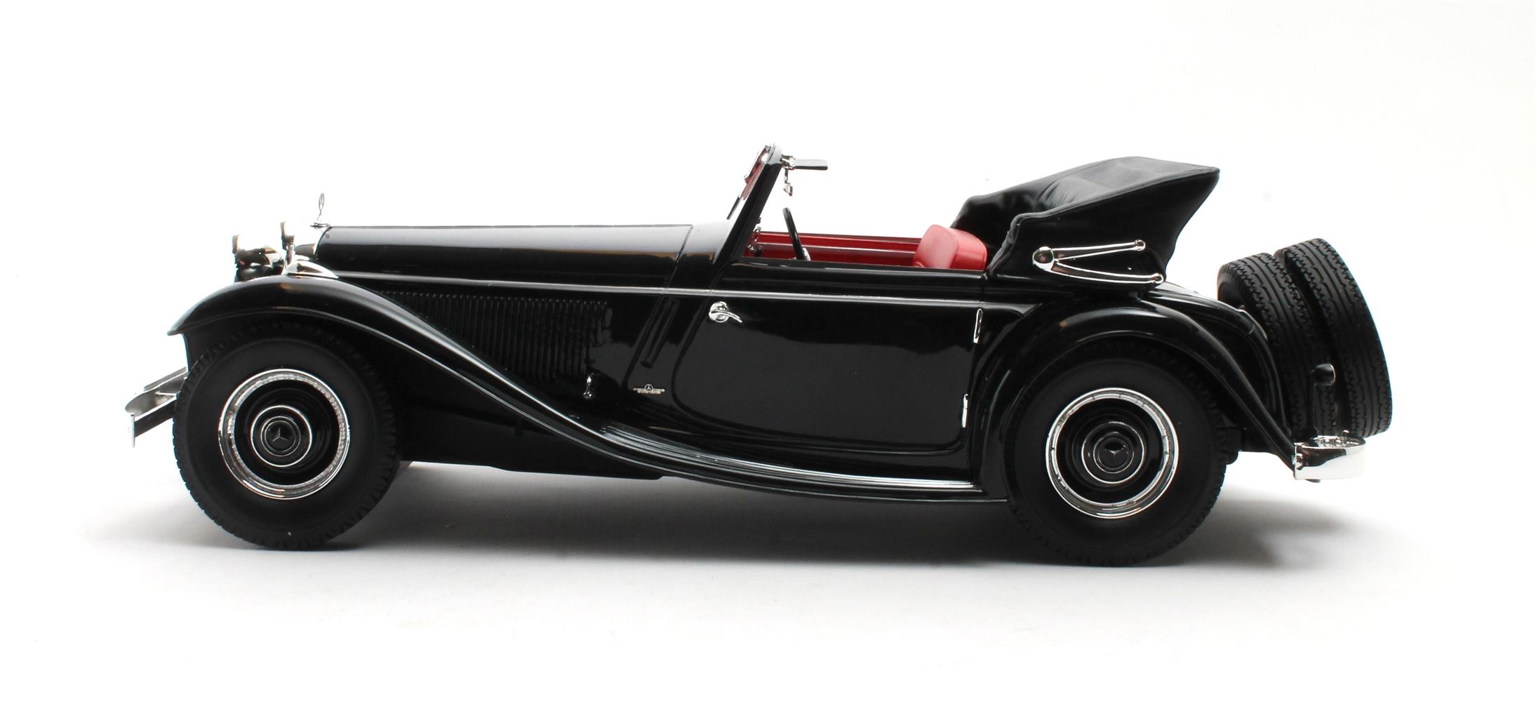 Cult Models Mercedes-Benz 290A Cabriolet 1:18 - Black - modelcars24