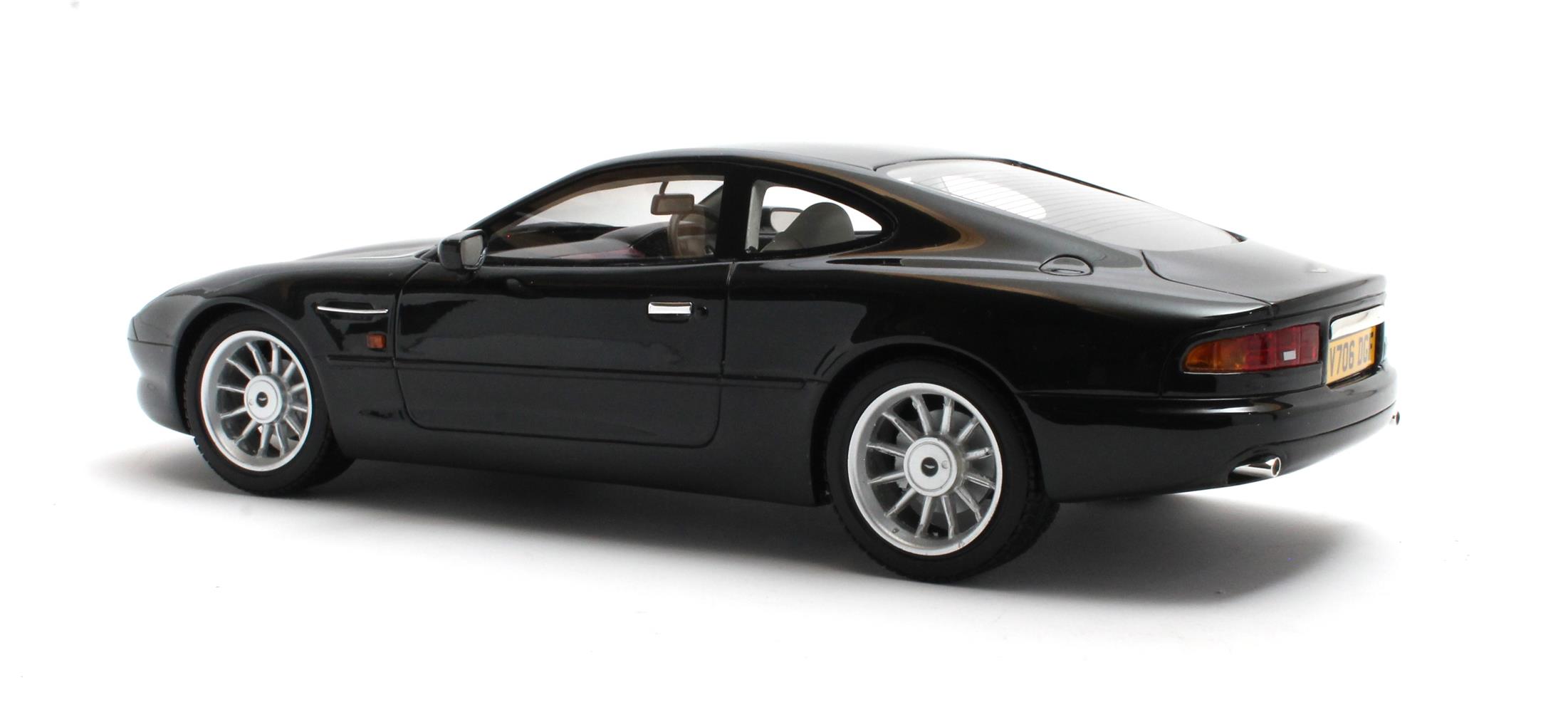 Cult Models Aston Martin DB7 1:18 - Bowland Black – Bild 8