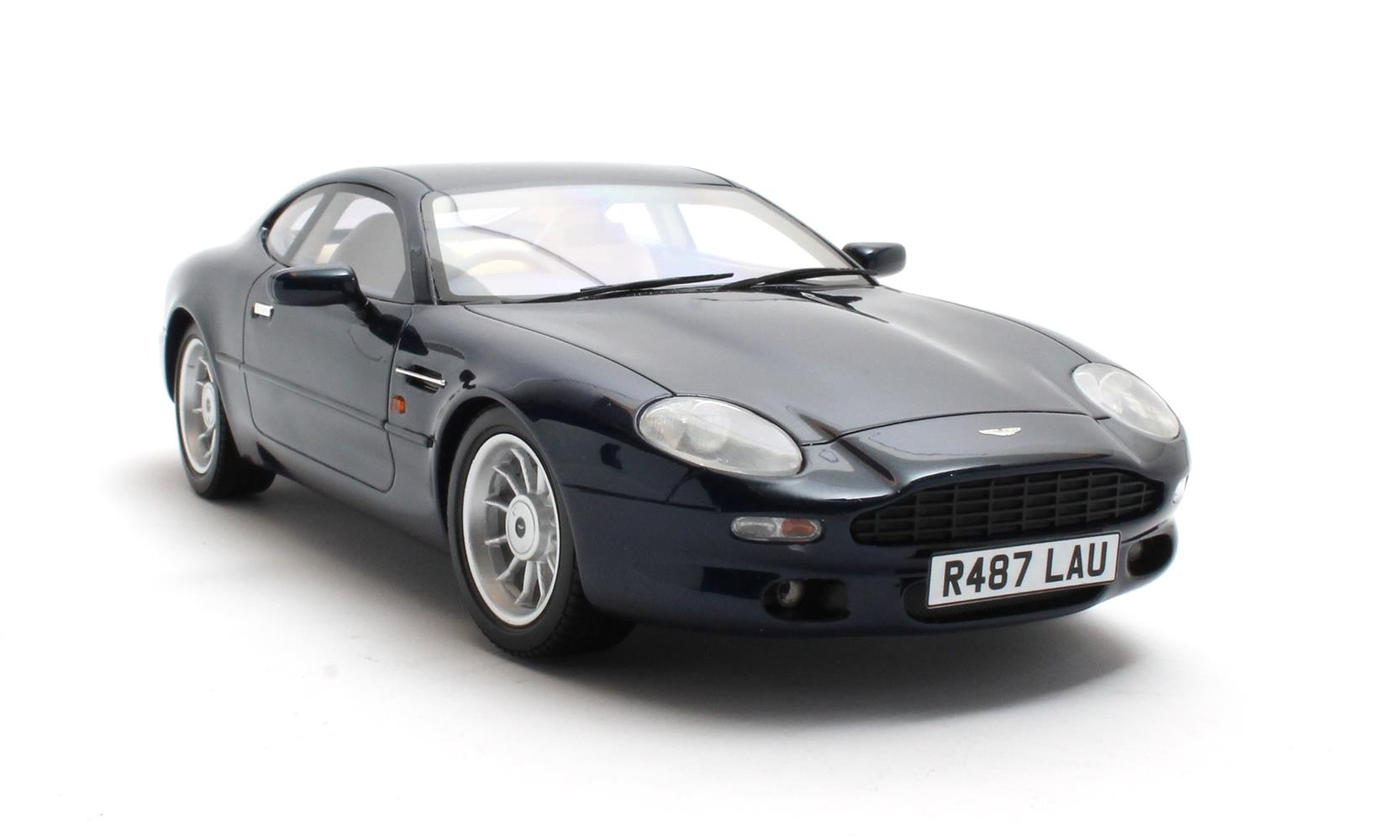 Cult Models Aston Martin DB7 1:18 - Mendip Blue – Bild 4