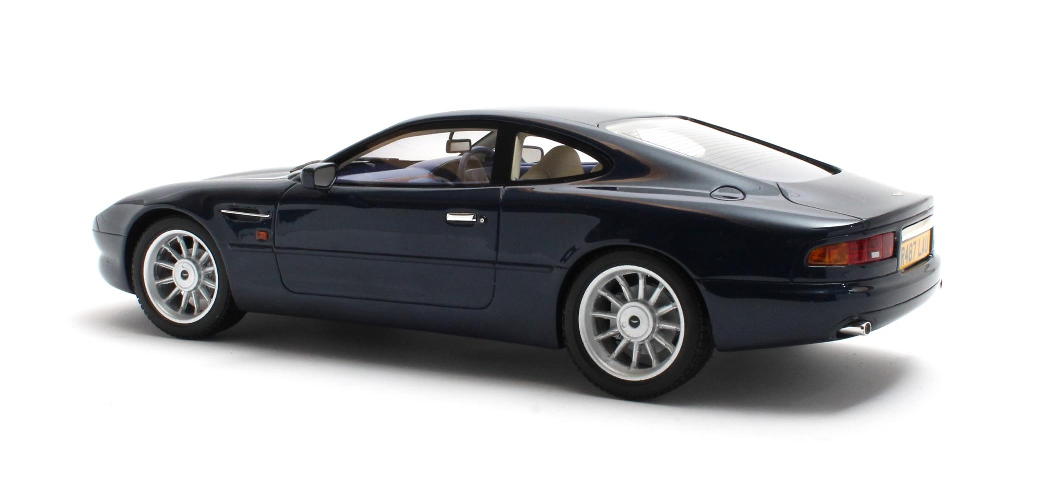 Cult Models Aston Martin DB7 1:18 - Mendip Blue – Bild 8