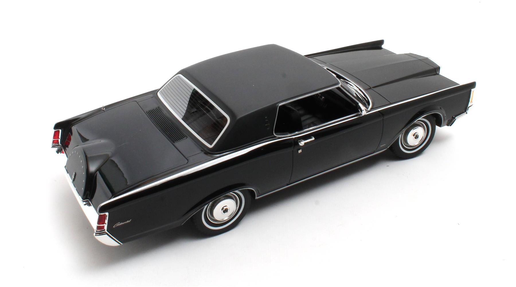 Cult Models Lincoln Continental Mark III 1:18 - Black – Bild 6