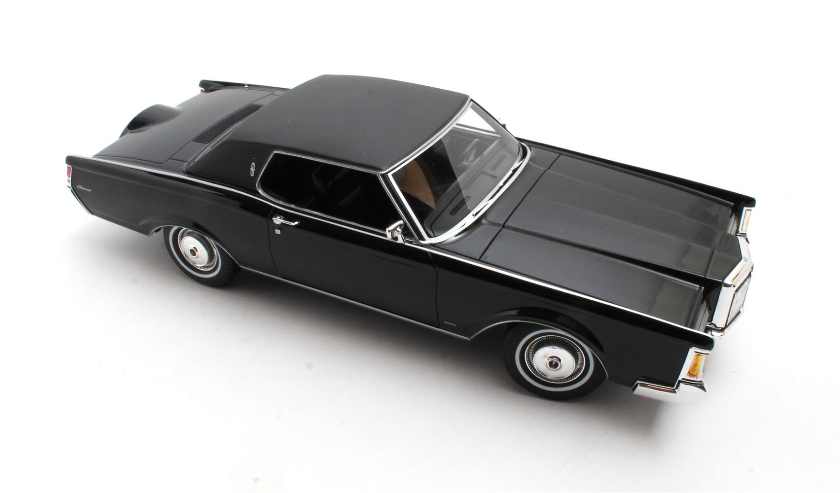 Cult Models Lincoln Continental Mark III 1:18 - Black – Bild 8