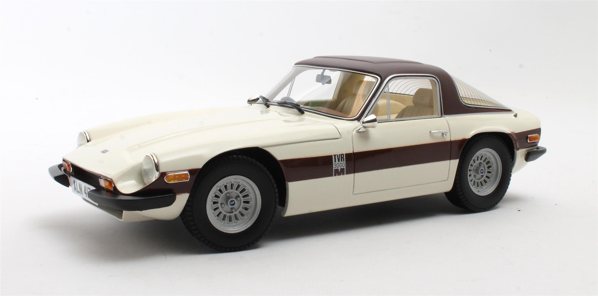 Cult Models TVR 3000M 1:18 - Cream - Image 2