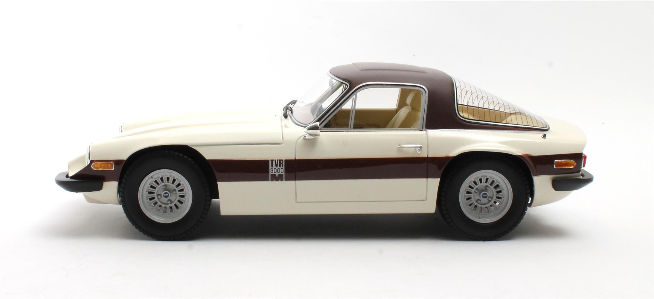 Cult Models TVR 3000M 1:18 - Cream - Image 7