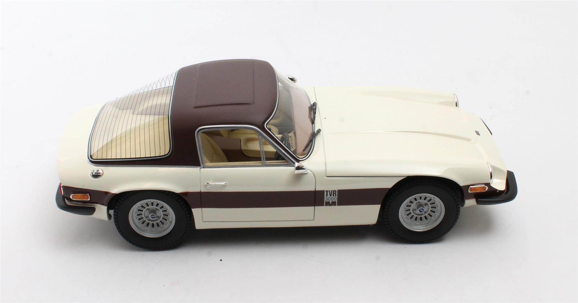 Cult Models TVR 3000M 1:18 - Cream - Image 4
